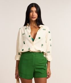 Camisa em VIscolinho com Bordado Tropical
