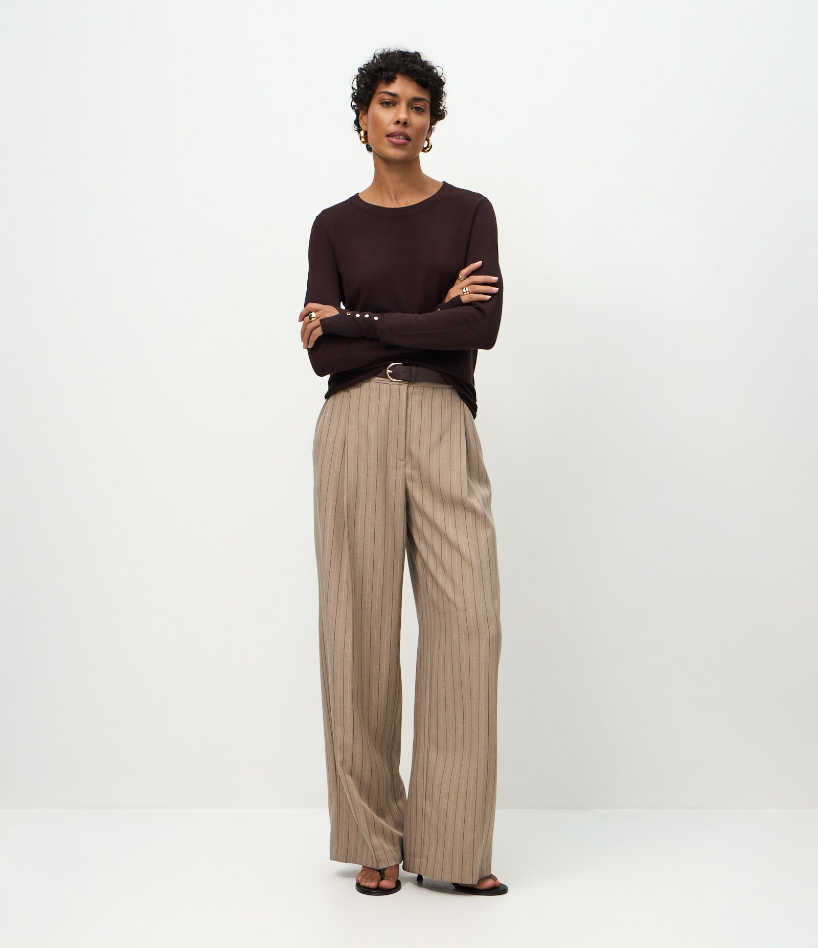 Suéter em Tricô com Botões no Punho Marrom 1