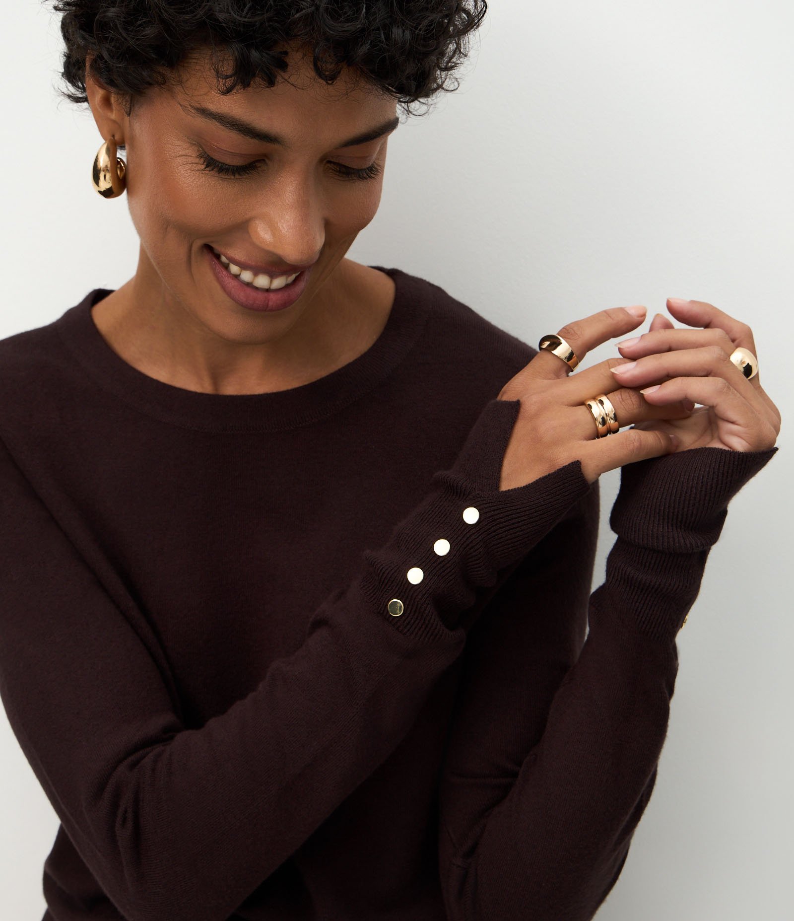 Suéter em Tricô com Botões no Punho Marrom 4