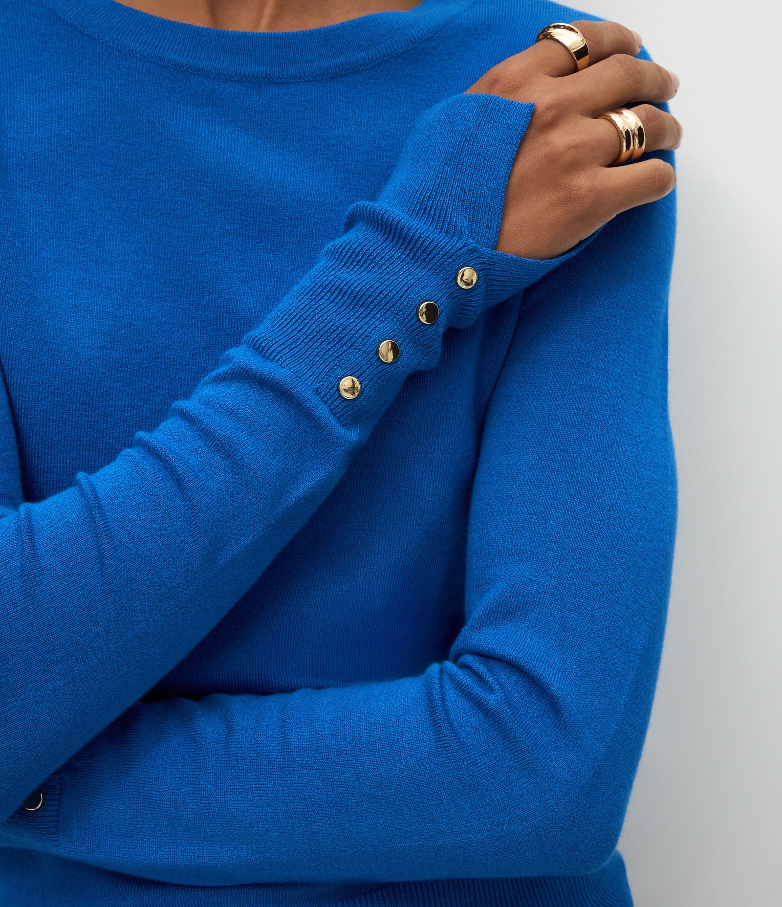 Suéter em Tricô com Botões no Punho Azul 3