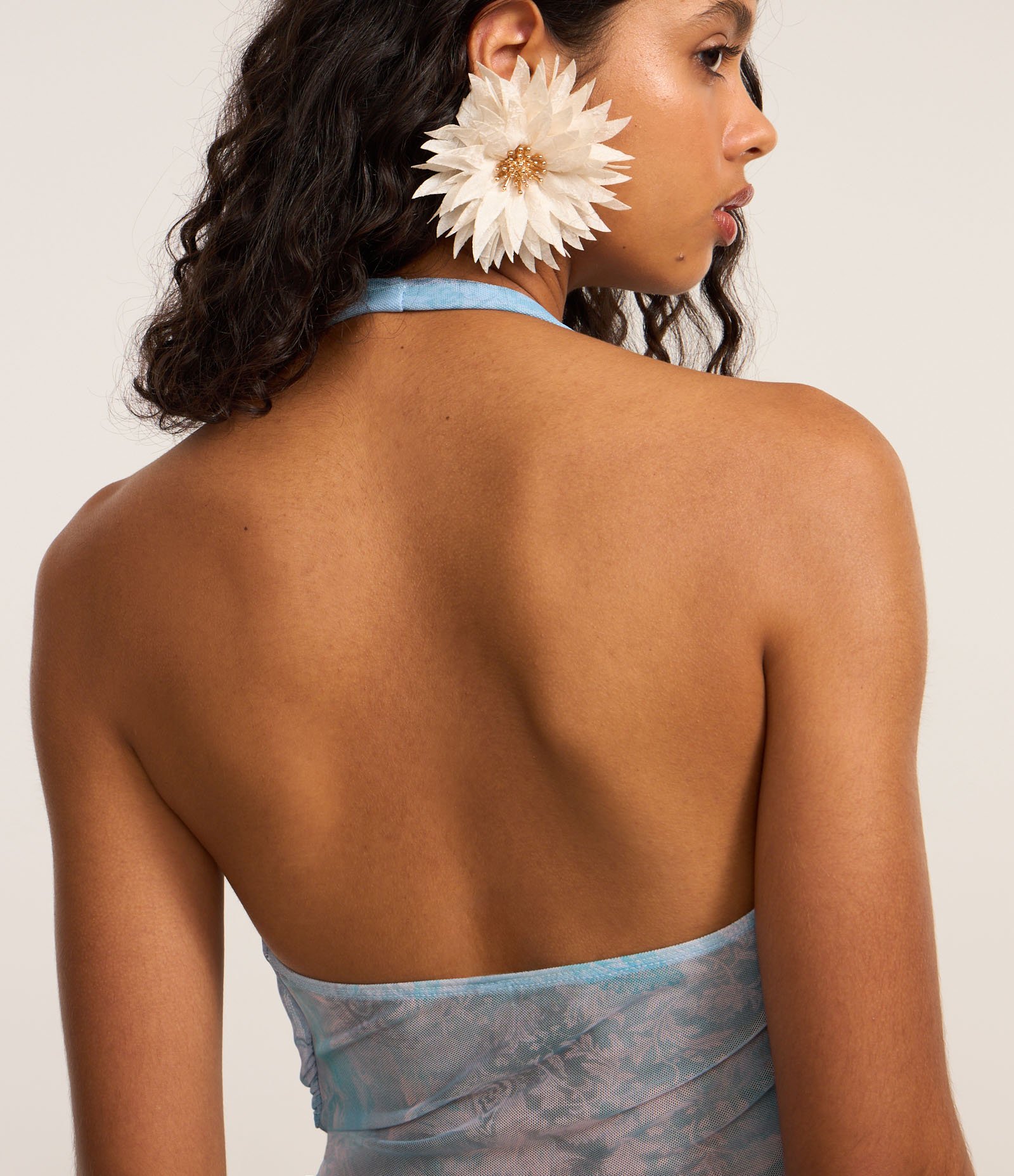 Blusa Frente Única em Tule com Estampa Abstrada Azul 4