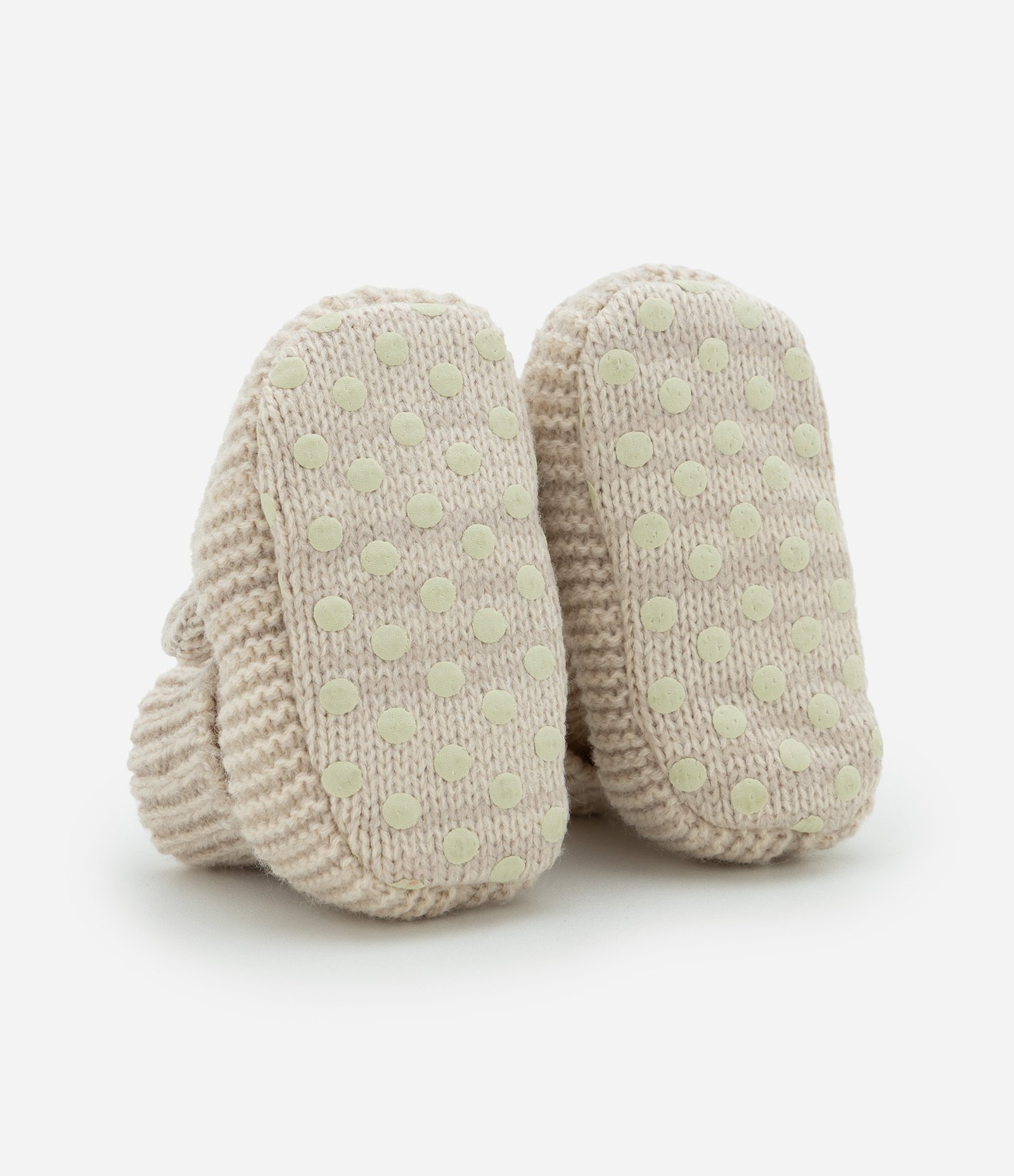 Sapato Infantil em Tricô com Carinha de Ursinho – Tam RN a 12 Meses Bege 3