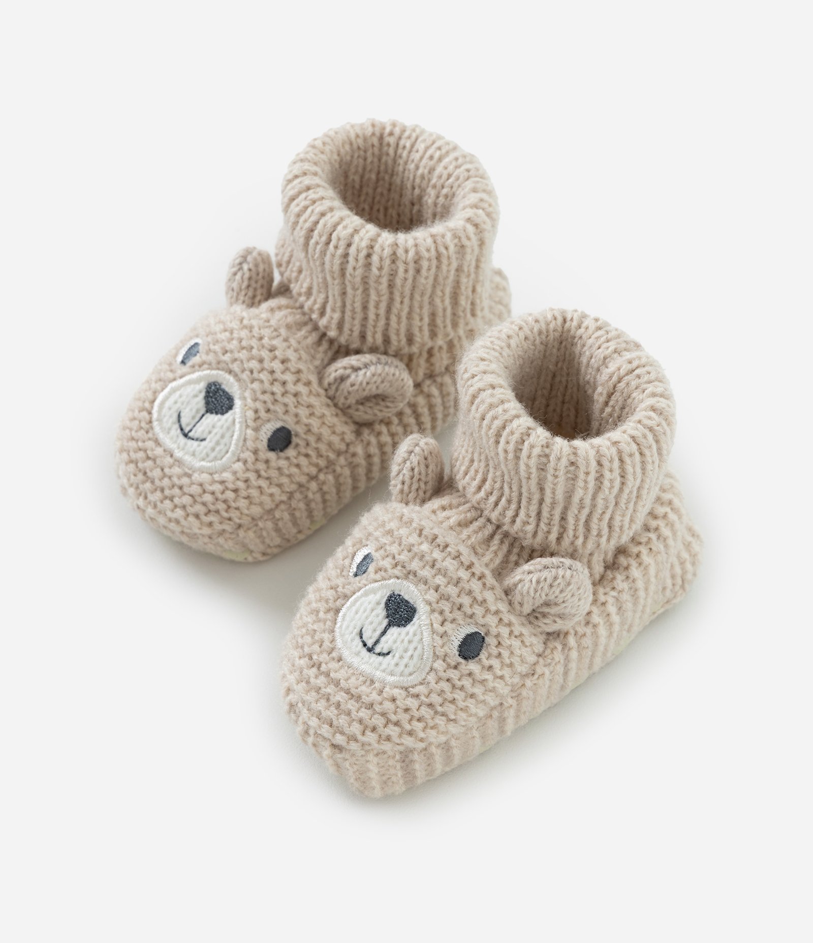 Sapato Infantil em Tricô com Carinha de Ursinho – Tam RN a 12 Meses Bege 5