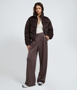 Calça Wide Leg Alfaiataria com Risca de Giz