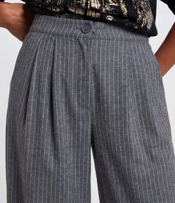 Calça Wide Leg Alfaiataria com Risca de Giz