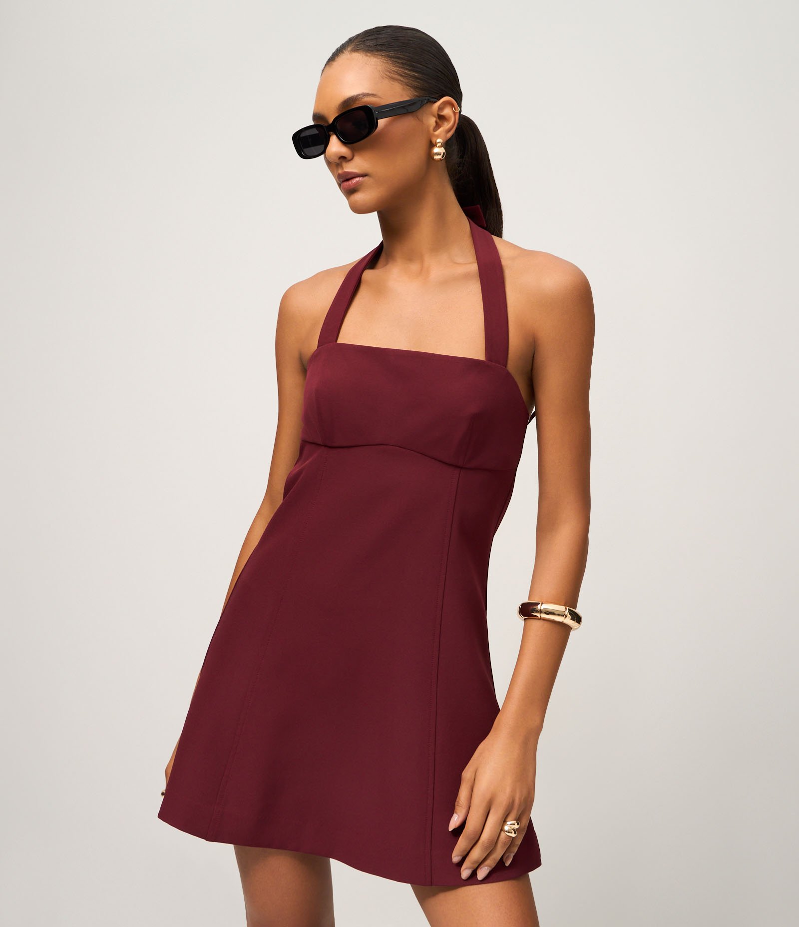 Vestido Curto com Decote Halter Neck Vermelho 1