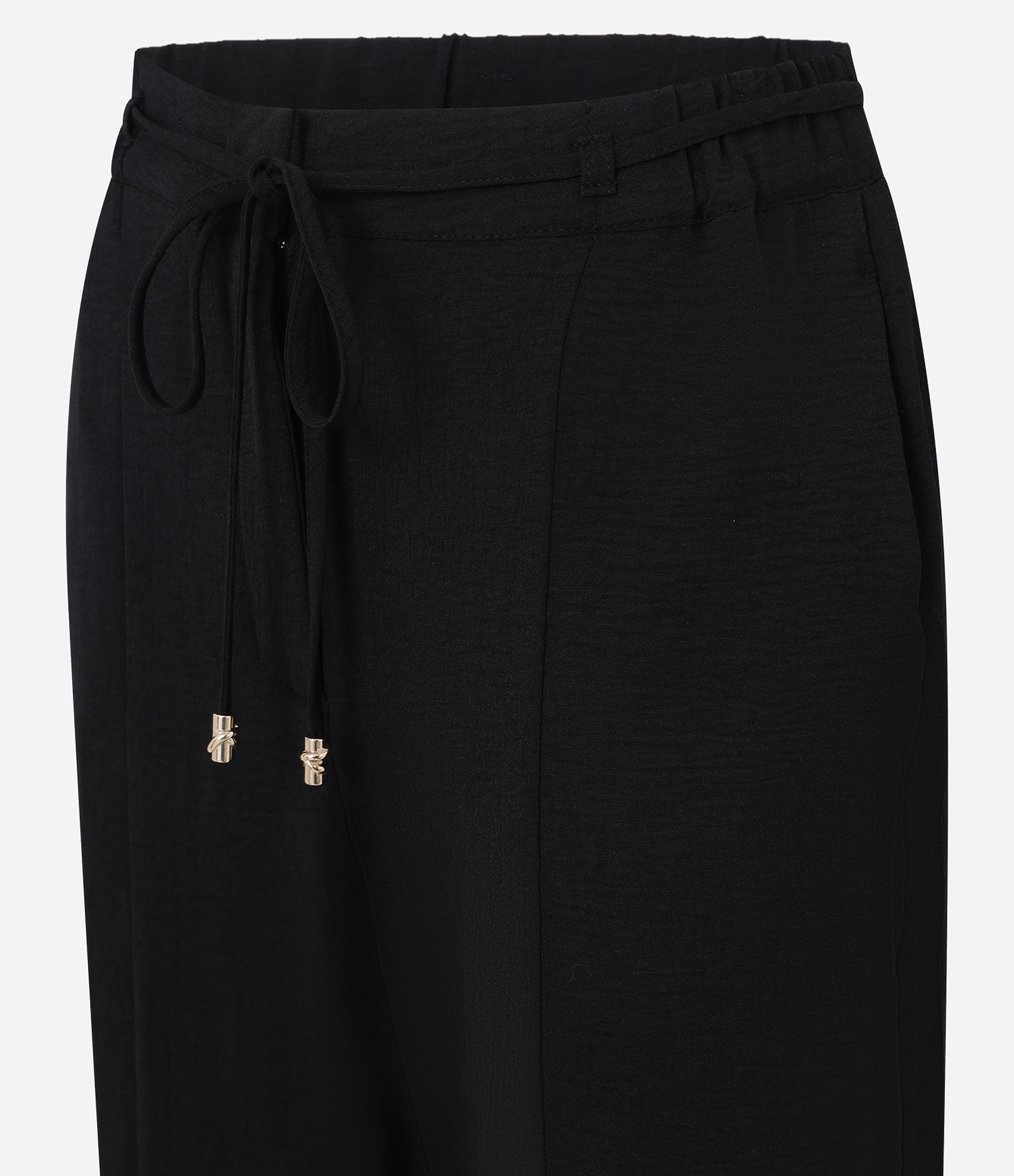 Calça Reta em Airflow com Cinto Para Amarração Preto 6