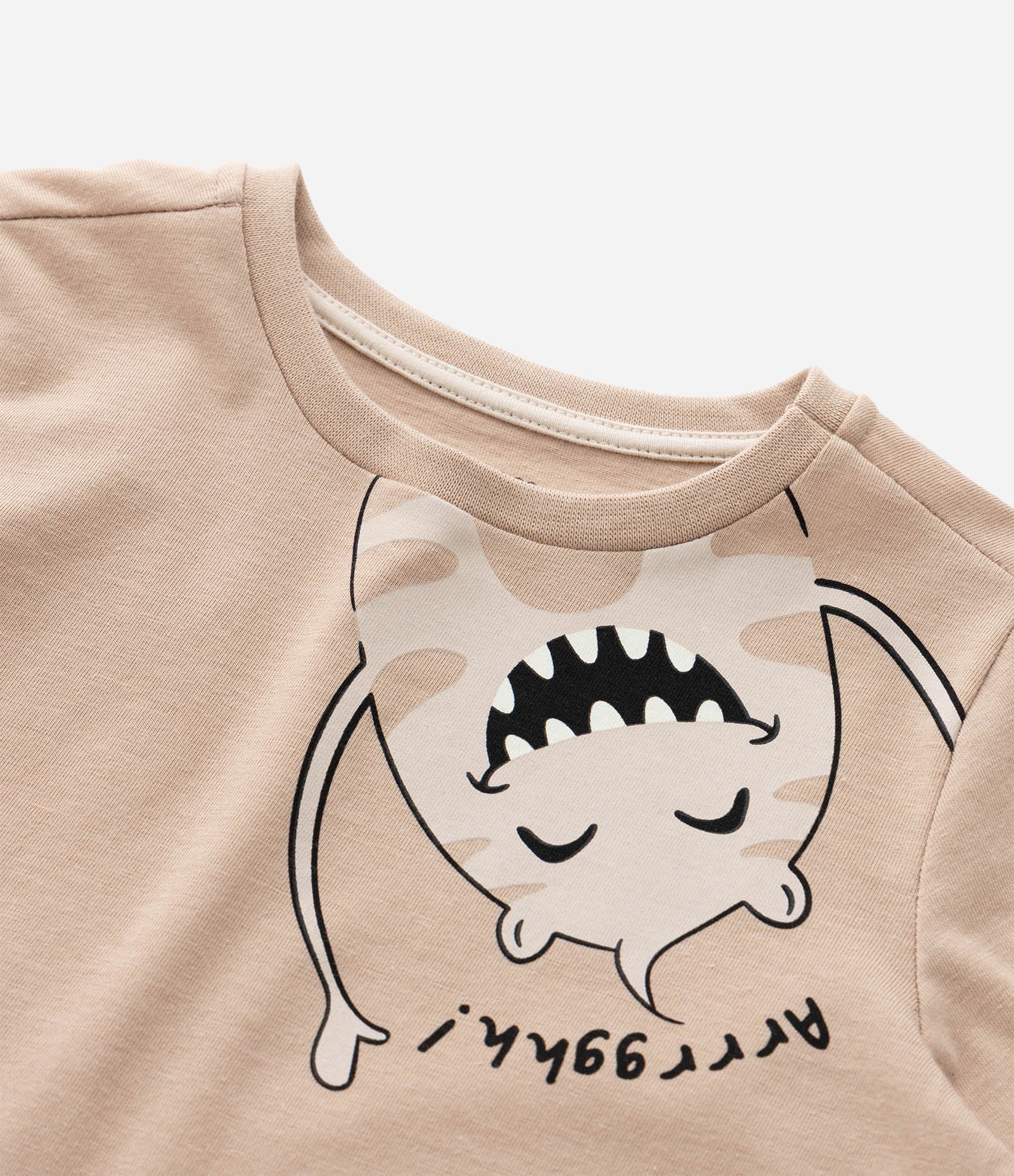 Pijama Curto Infantil com Estampa de Monstrinhos - Tam 2 a 6 Anos Marrom 10