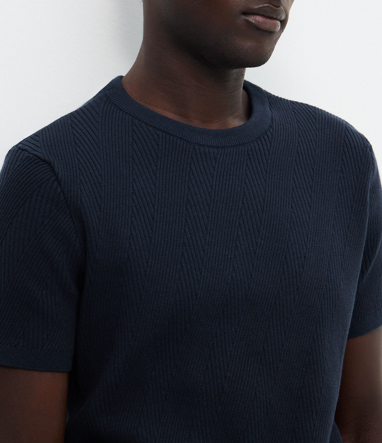 Camiseta Slim em Tricô com Mix de Texturas Azul 3