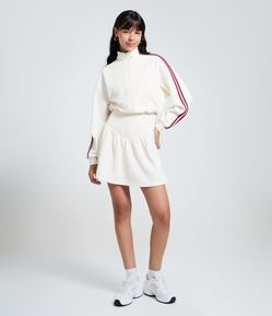 Short Saia em Malha Waffle com Listras Laterais