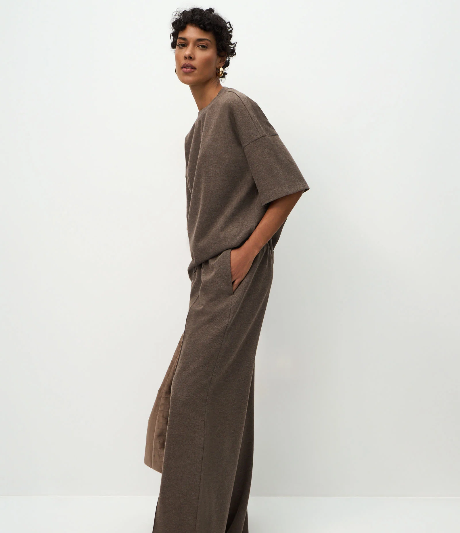 Calça Wide Leg em Moletom Sem Felpa Marrom 2