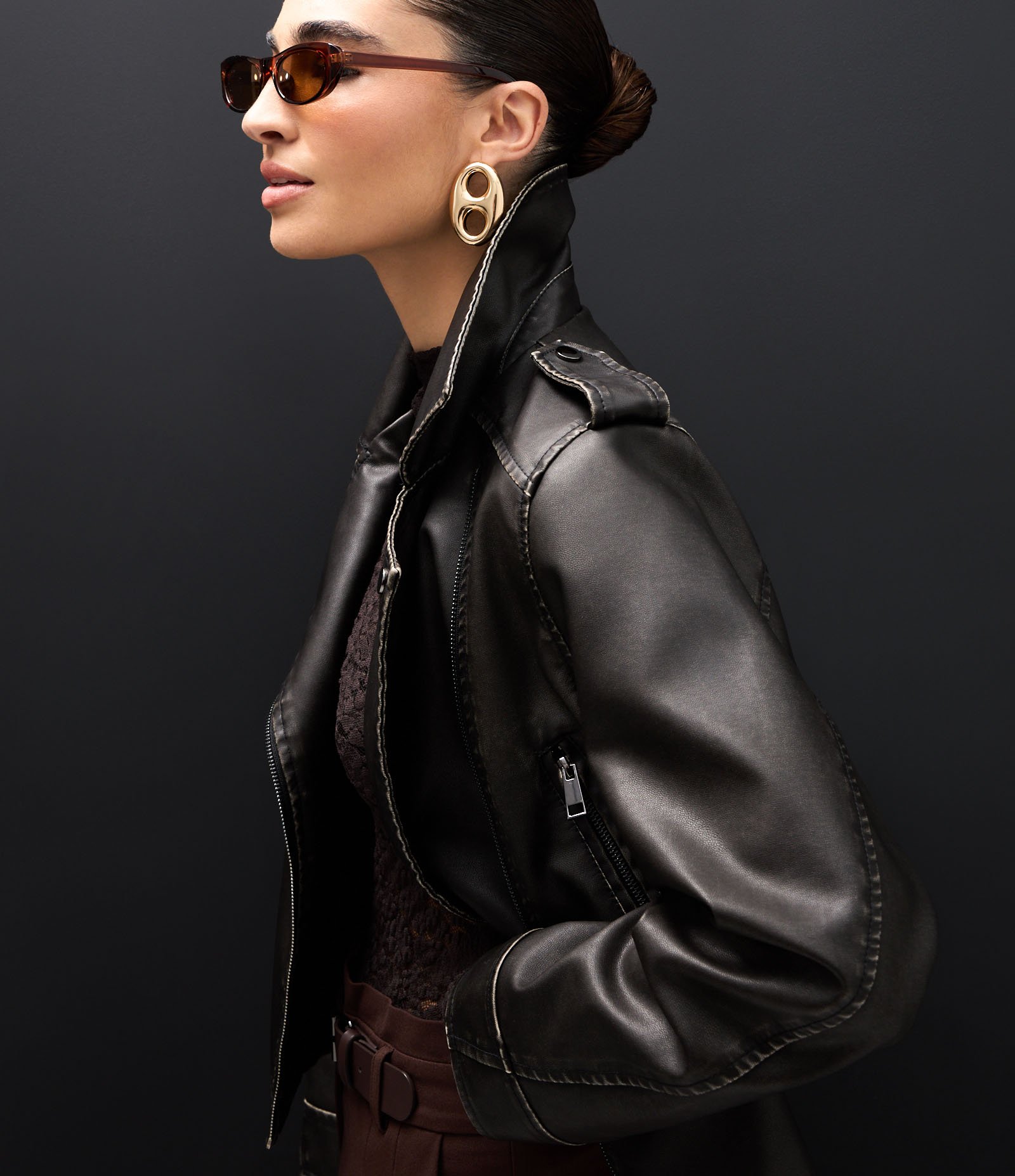 Jaqueta Biker com Zíper Assimétrico e Fivela Marrom Escuro 4
