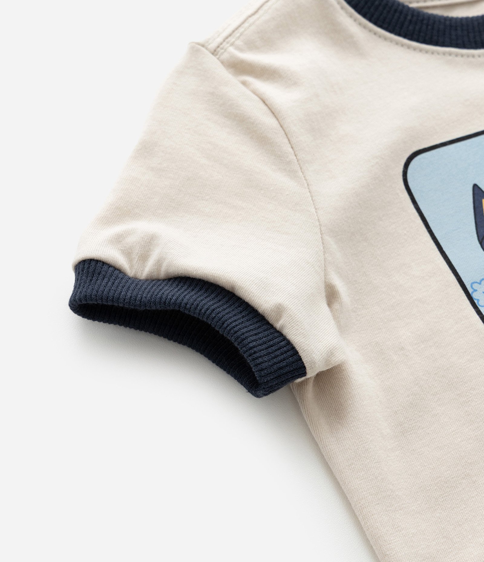 Conjunto Curto Infantil Bluey - Tam 2 a 6 Anos Bege/Azul 10