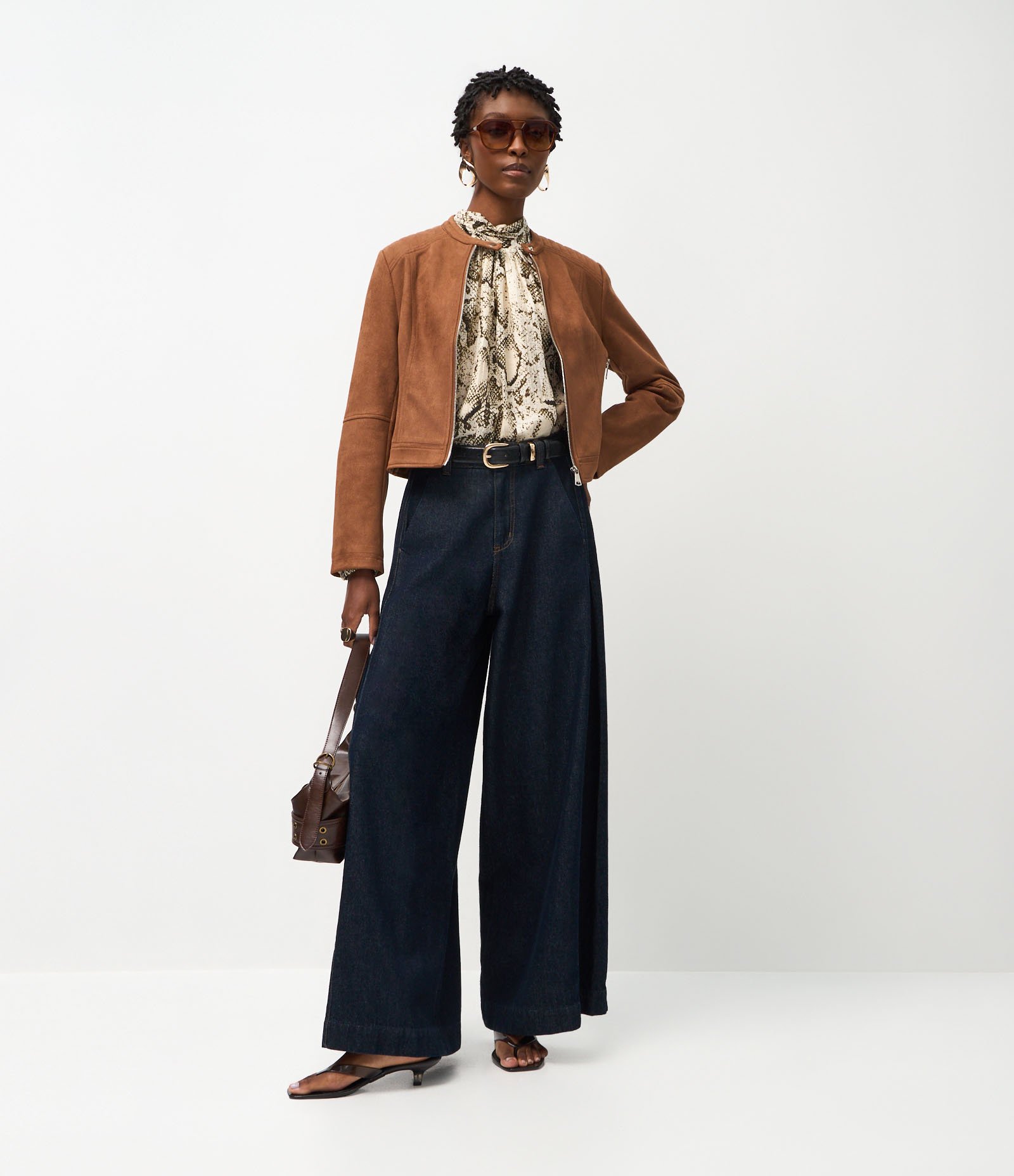 Jaqueta Motorcycle em Suede com Zíper Lateral Marrom 2