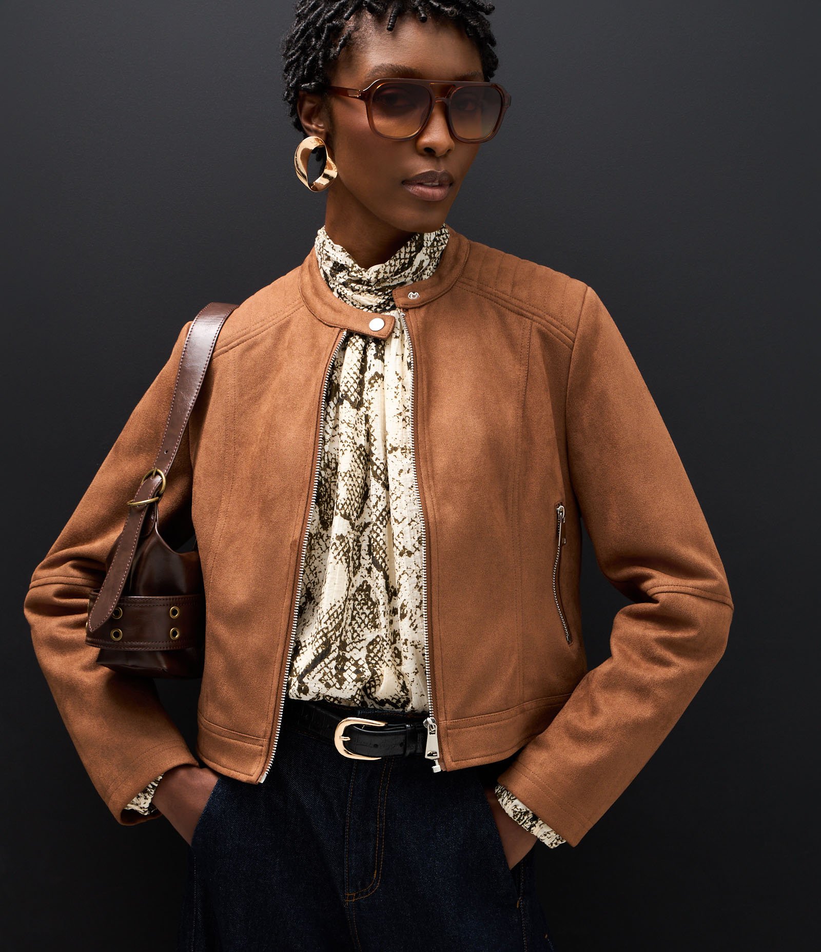 Jaqueta Motorcycle em Suede com Zíper Lateral Marrom 4