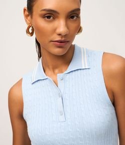 Blusa Manga Curta com Gola Polo em Tricô