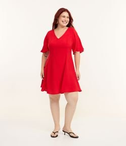 Vestido Curto em Crepe com Decote V Curve & Plus Size