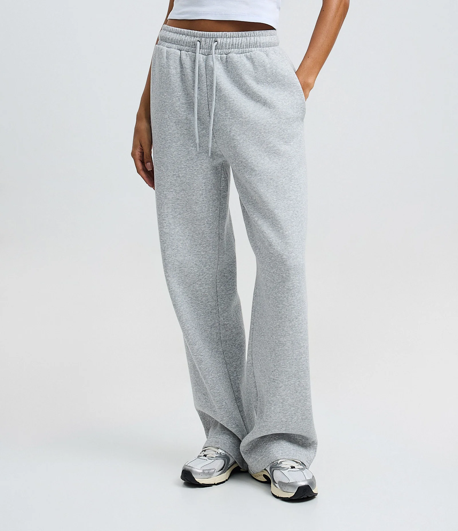 Calça Reta em Moletom com Felpa e Cós Ajustável Cinza 2