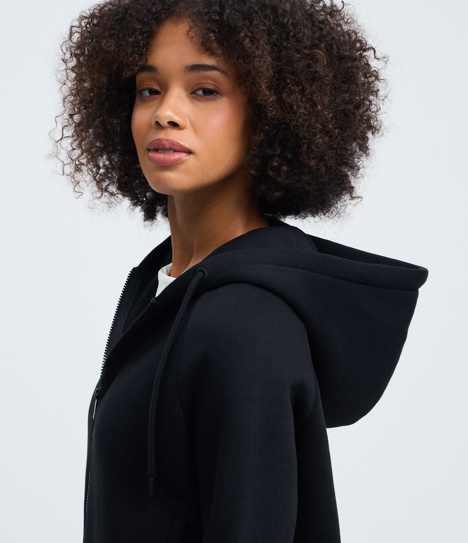 Casaco em Moletom com Capuz e Zíper Frontal Preto 4