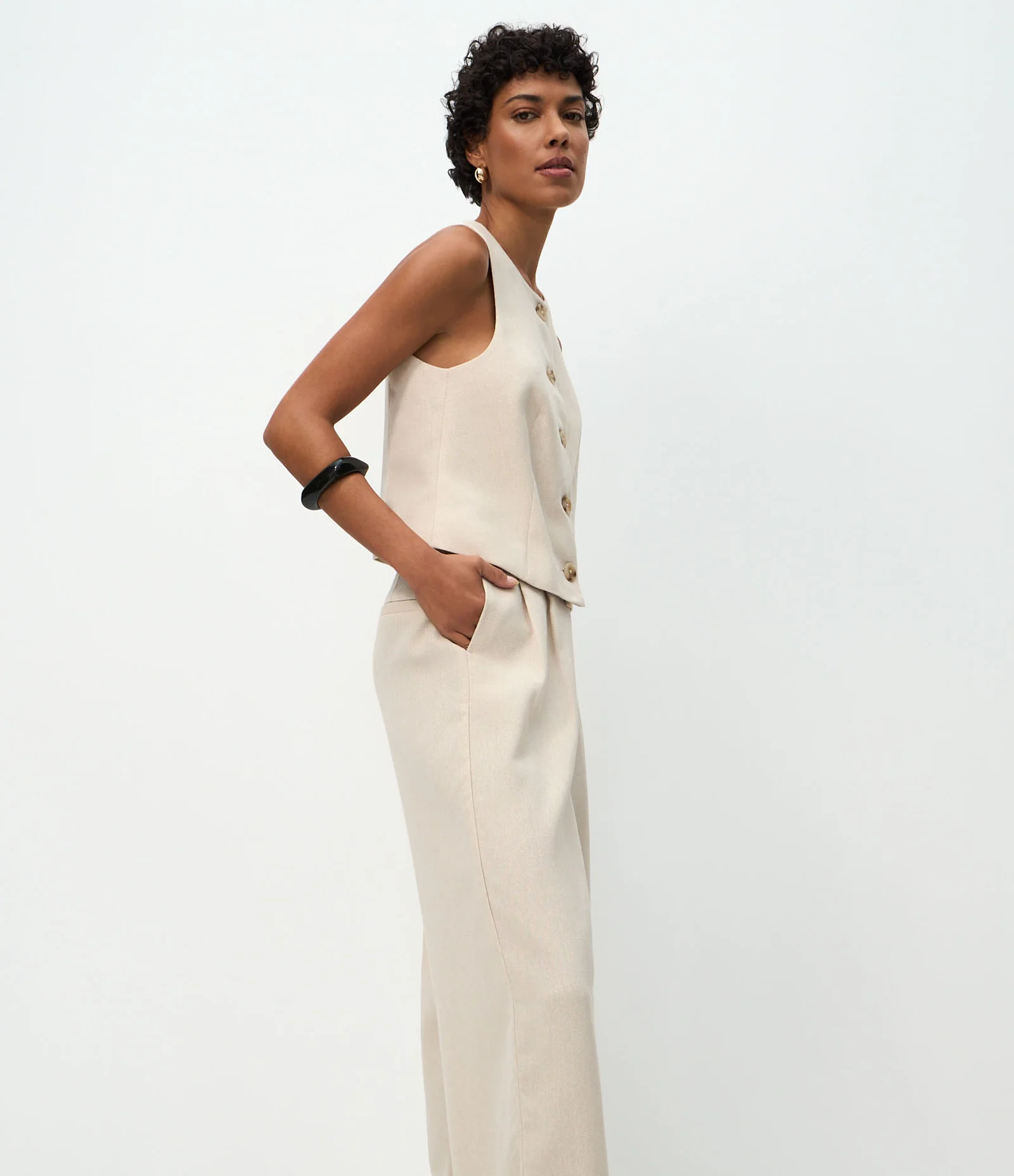 Calça Wide Leg em Viscolinho com Piping no Cós Bege 2