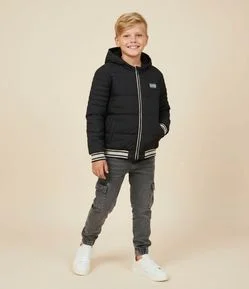 Jaqueta Infantil Puffer com Patch Emborrachado – Tam 5 a 14 Anos