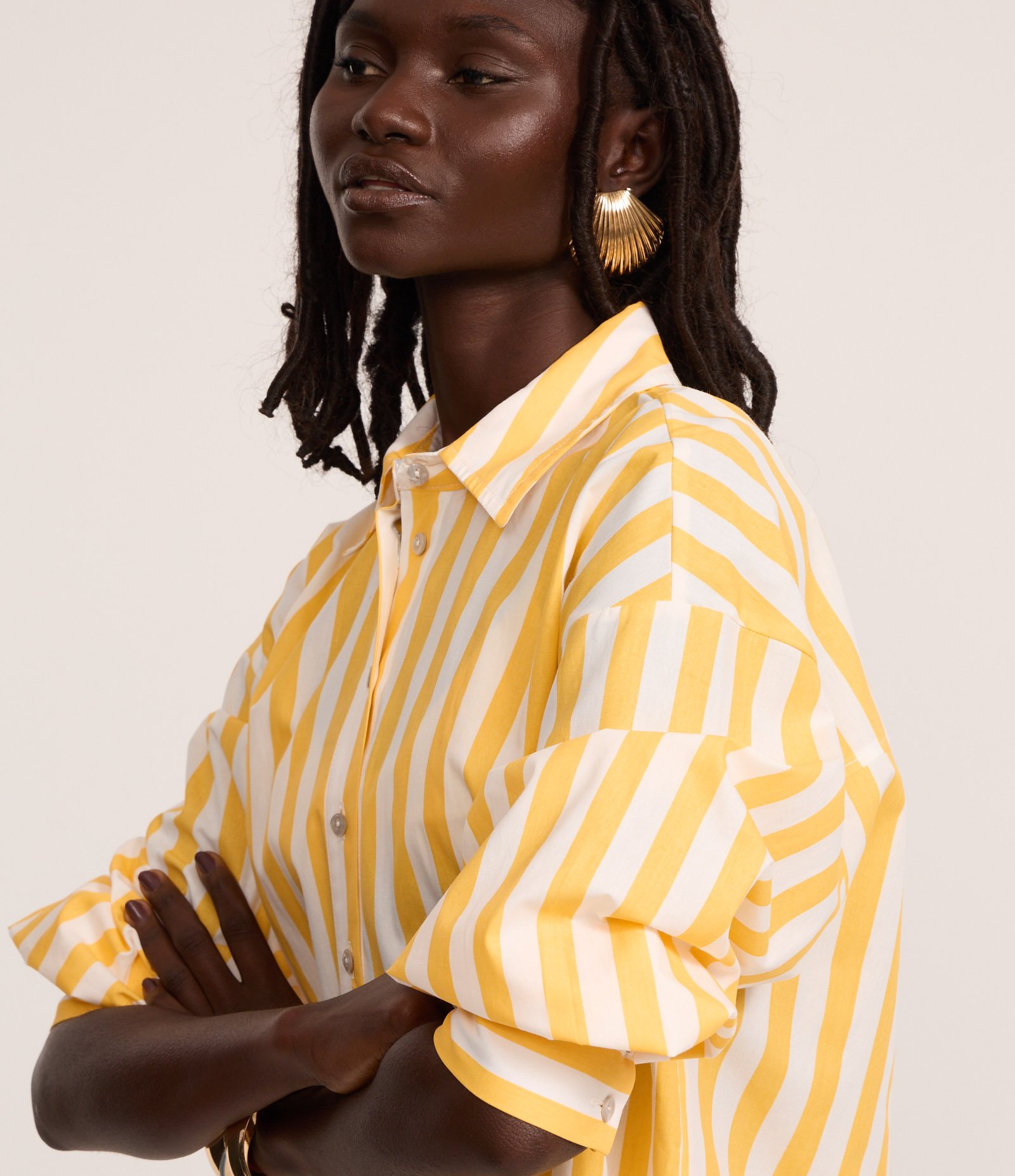 Camisa Alongada em Tricoline com Listras Verticais Amarelo 4