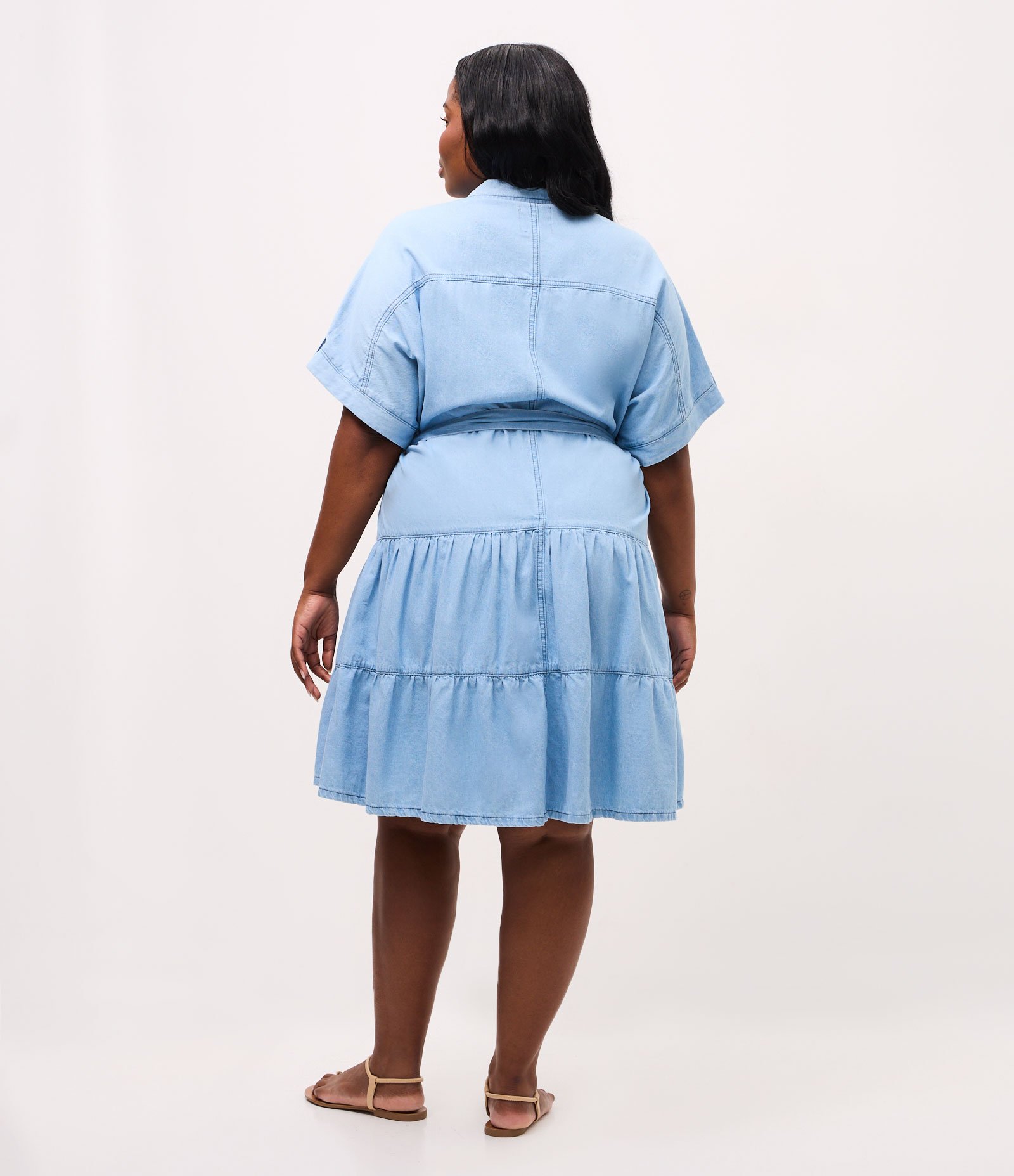 Vestido Curto em Jeans com Babados e Cinto Faixa Curve & Plus Size Azul 4