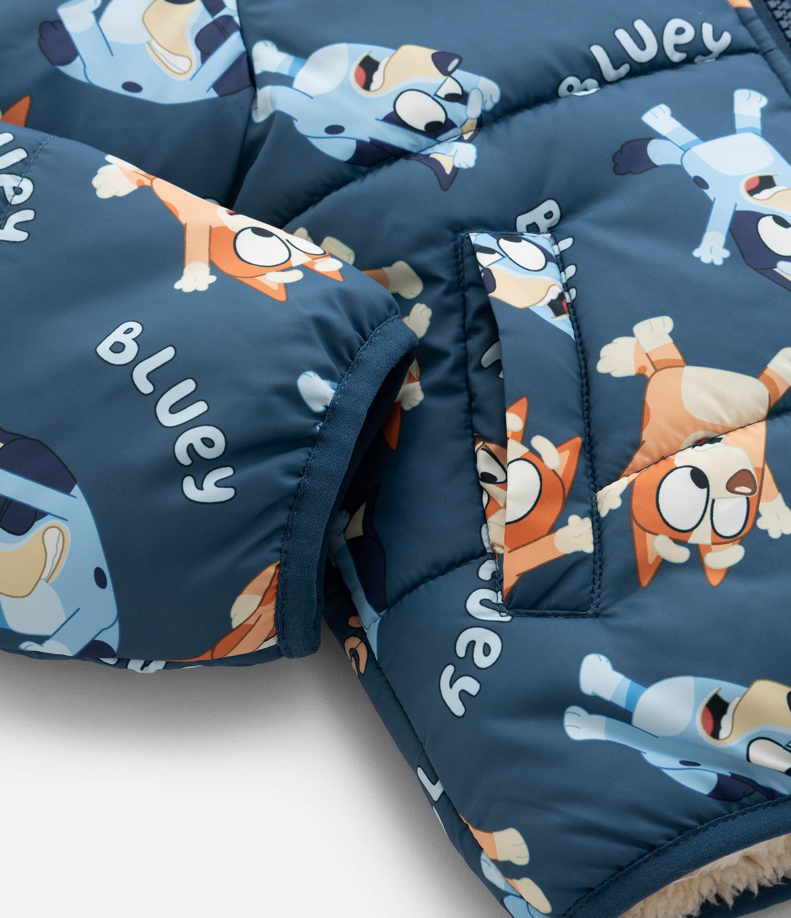 Jaqueta Infantil Puffer com Capuz e Estampa Bluey – Tam 1 a 6 Anos Azul 4