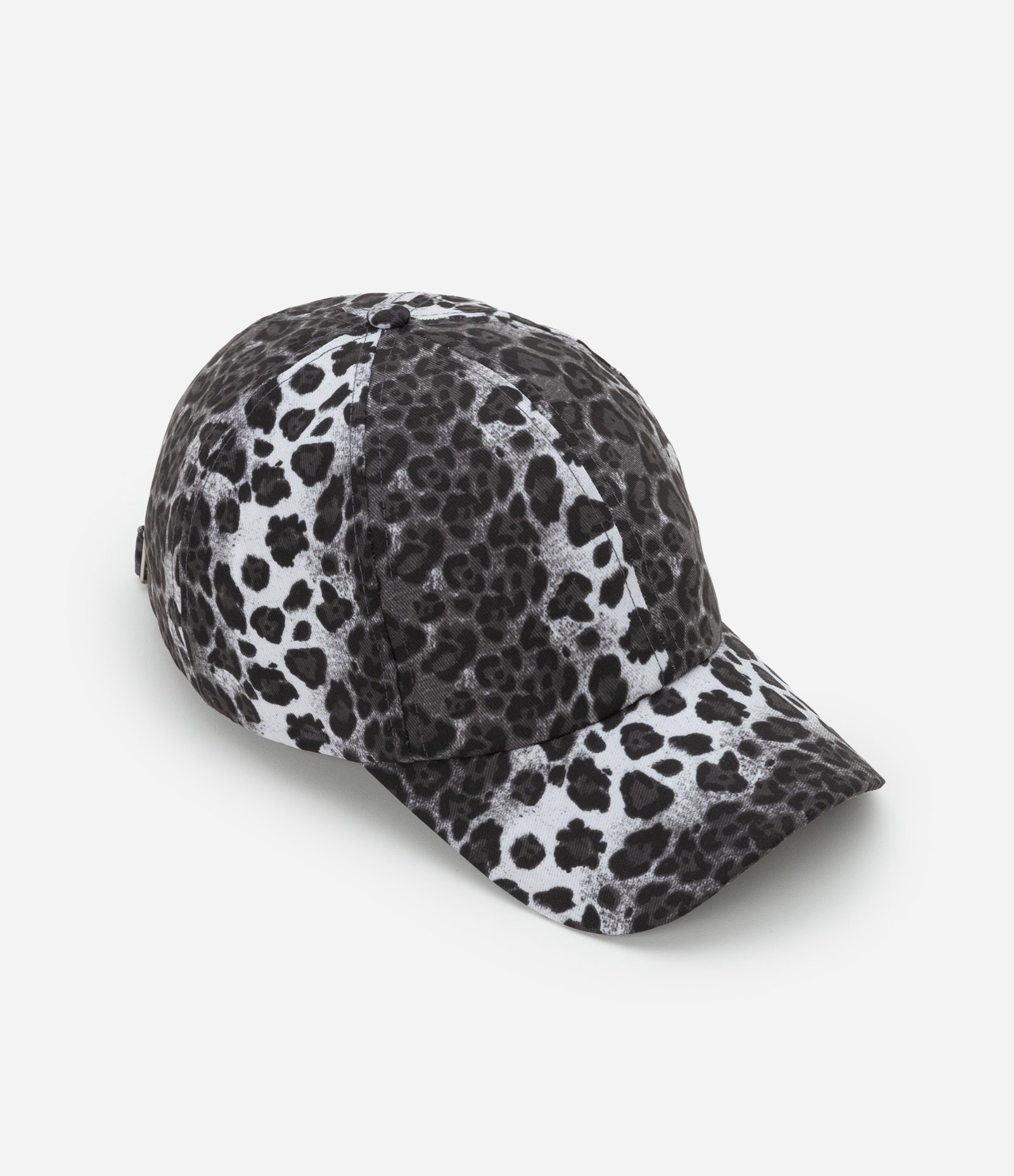 Boné Aba Curva em Sarja Estampa Animal Print Onça Preto 2