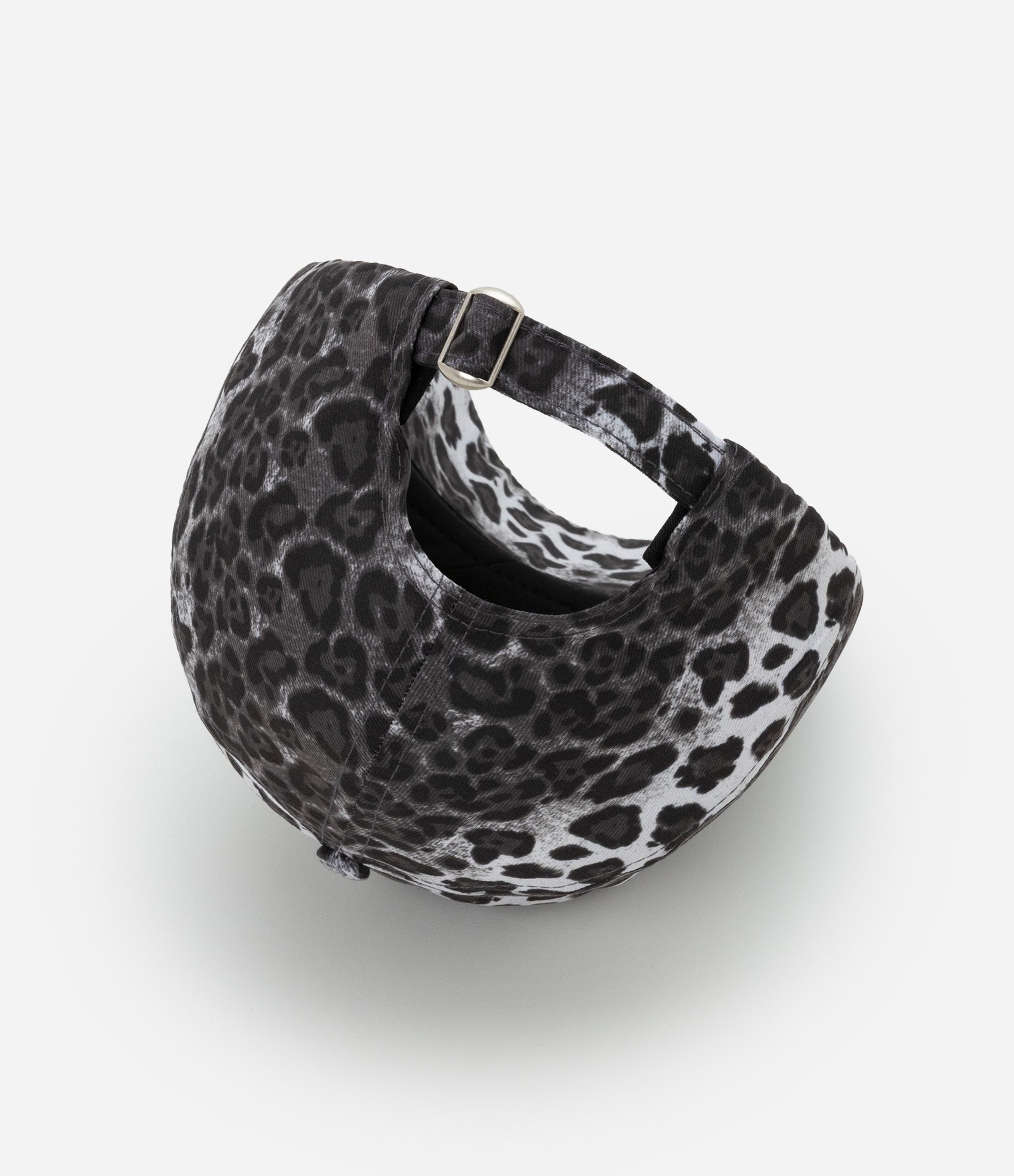 Boné Aba Curva em Sarja Estampa Animal Print Onça Preto 5