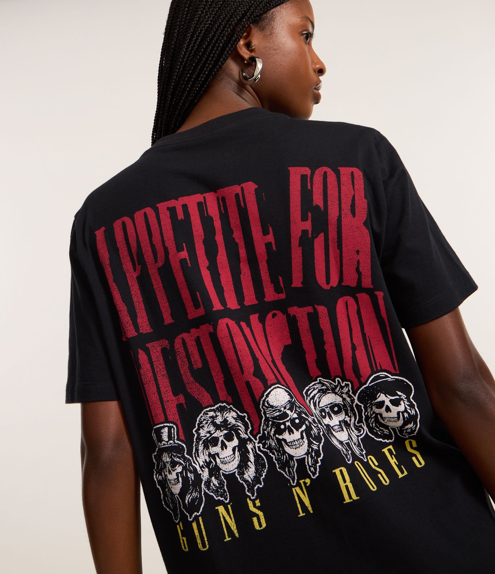 Camiseta em Algodão com Estampa Guns'n'Roses Frente e Costas Preto 4