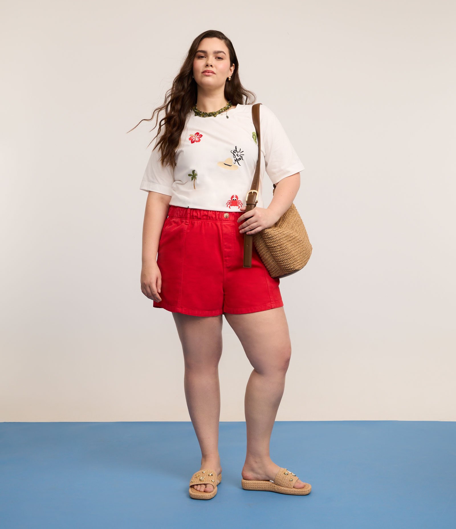Short Comfy em Sarja com Cós Elástico e Botão Tartaruga Curve & Plus Size Vermelho 1