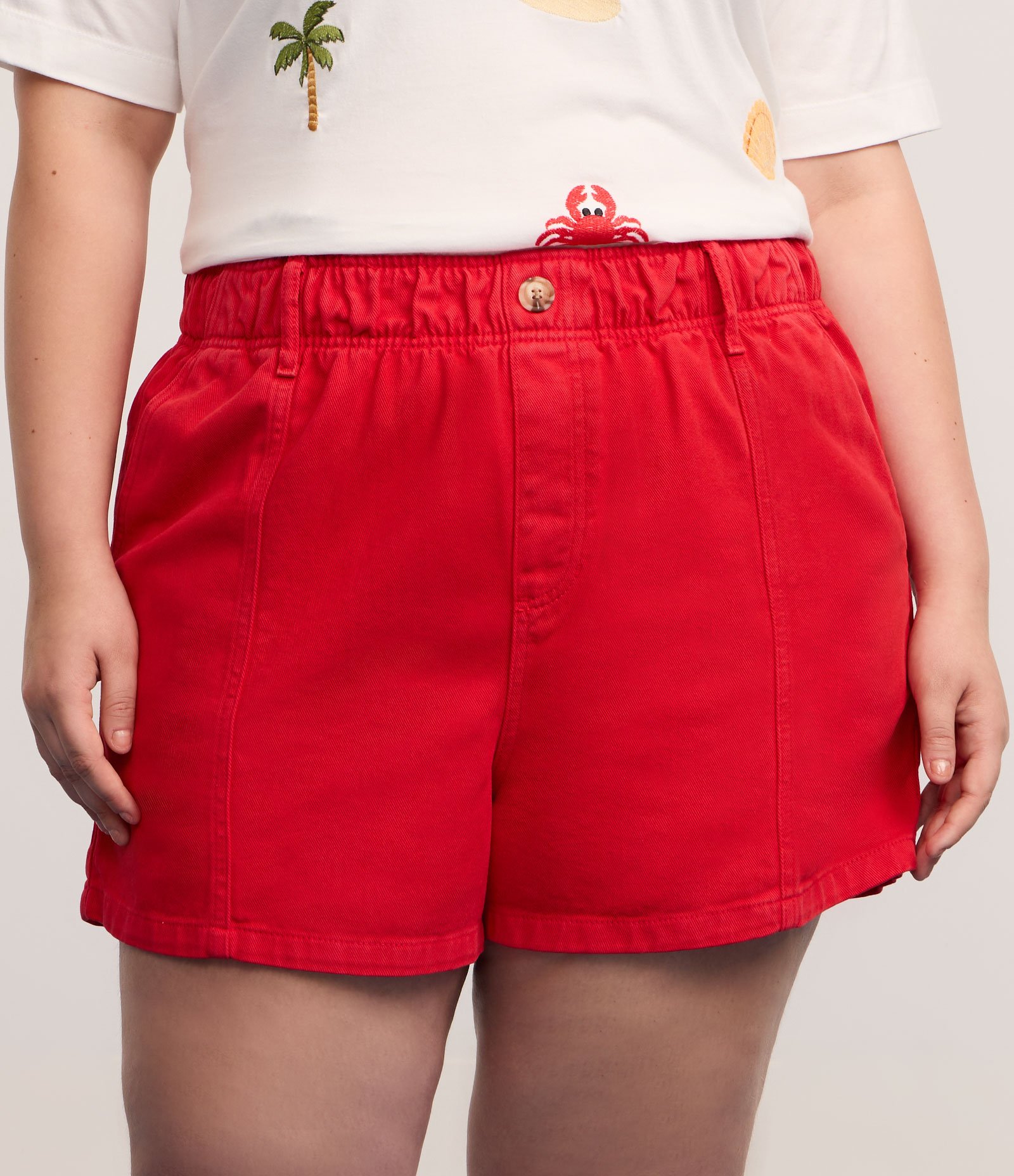 Short Comfy em Sarja com Cós Elástico e Botão Tartaruga Curve & Plus Size Vermelho 2