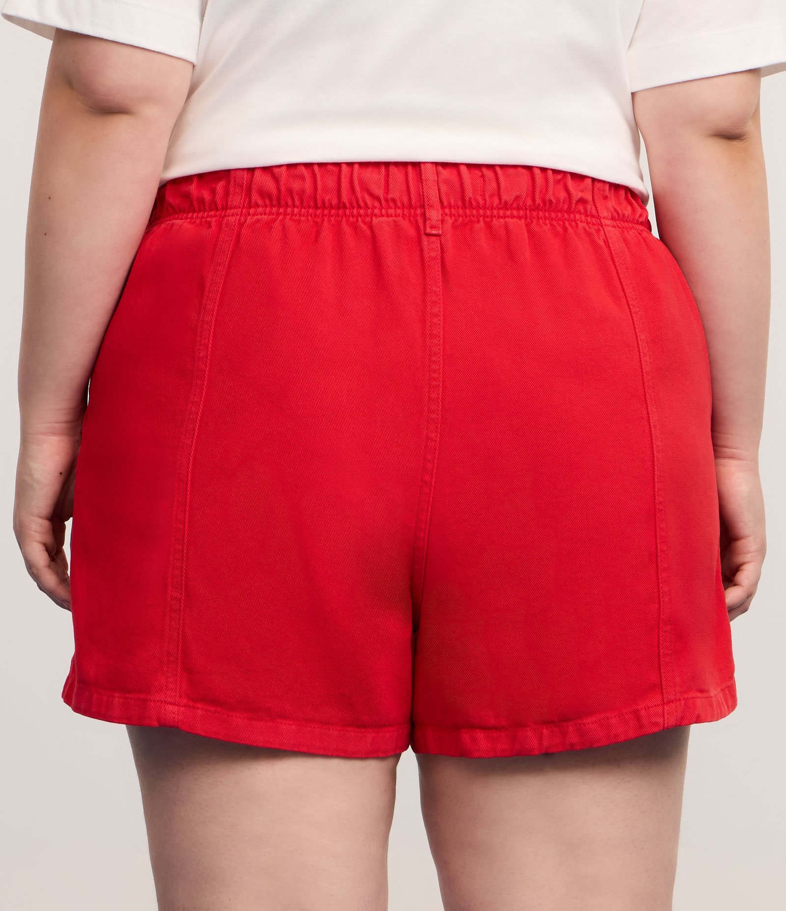 Short Comfy em Sarja com Cós Elástico e Botão Tartaruga Curve & Plus Size Vermelho 4