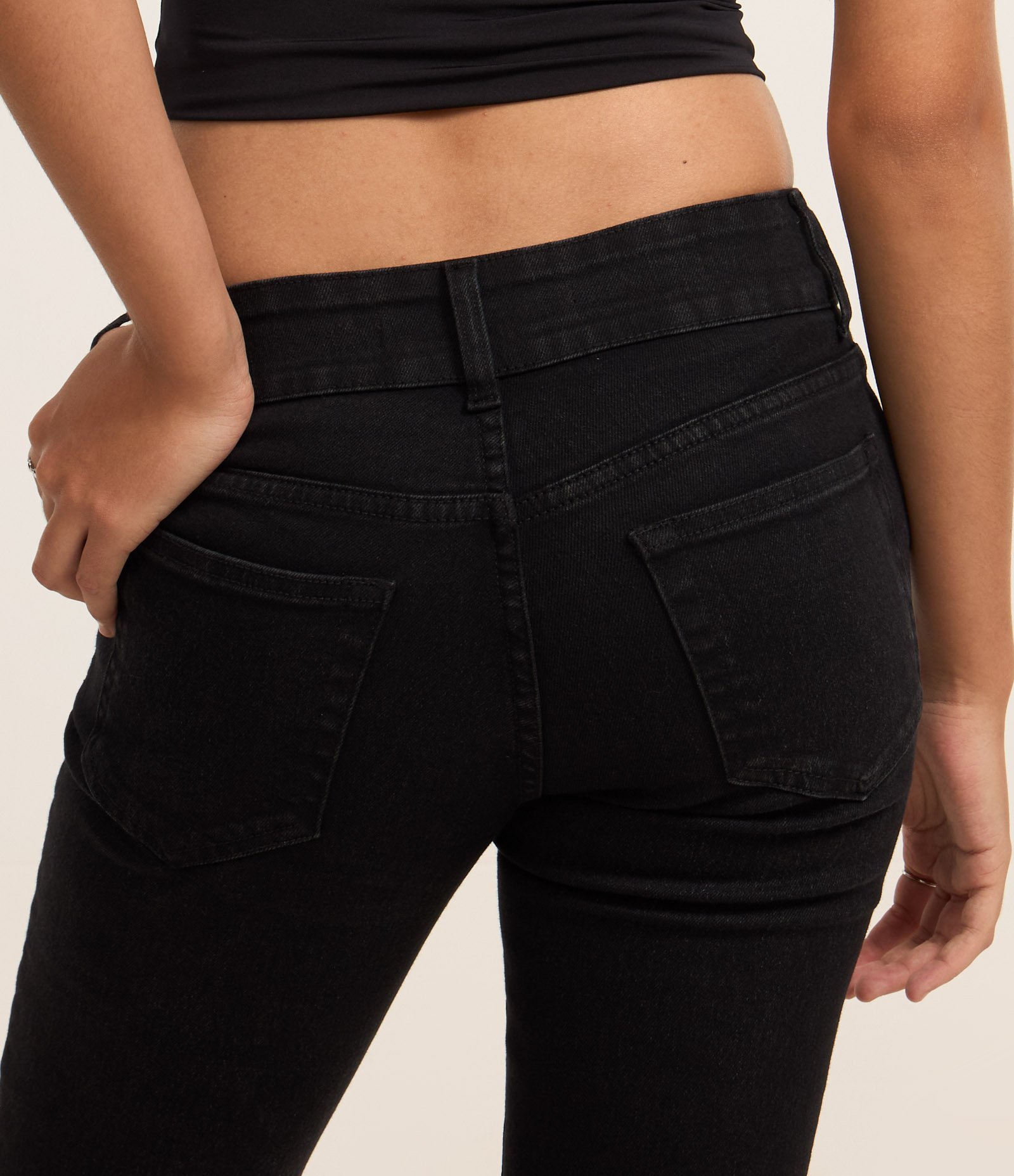 Calça Bootcut em Jeans com Nervuras Preto 5