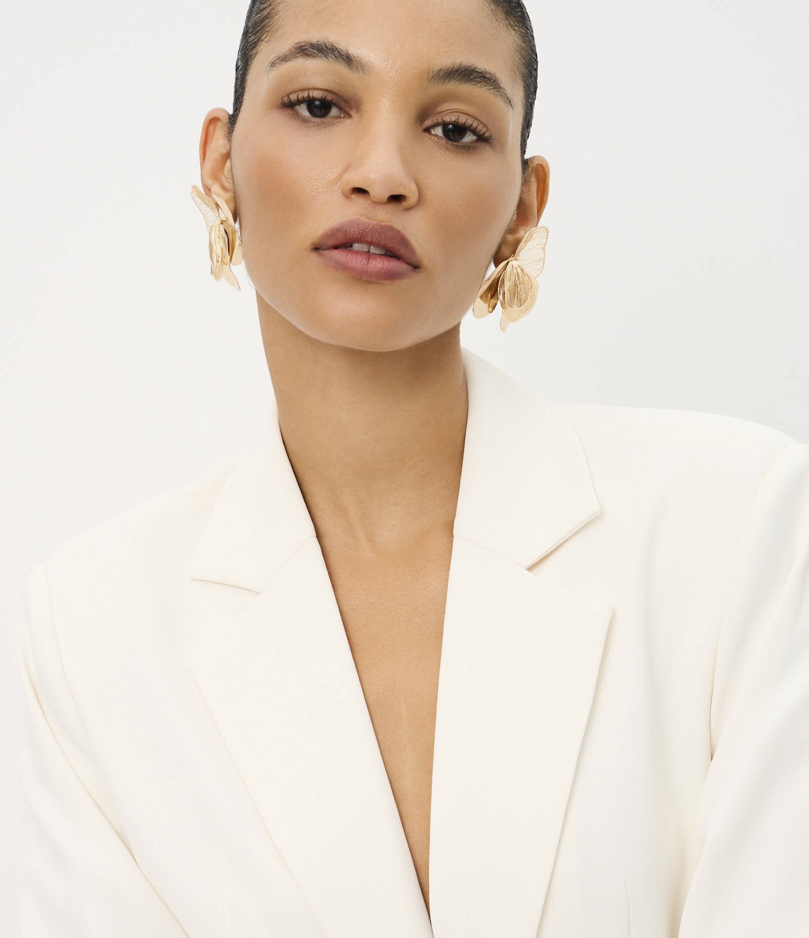 Blazer em Crepe com Lapelas e Cinto Afivelado Off White 3