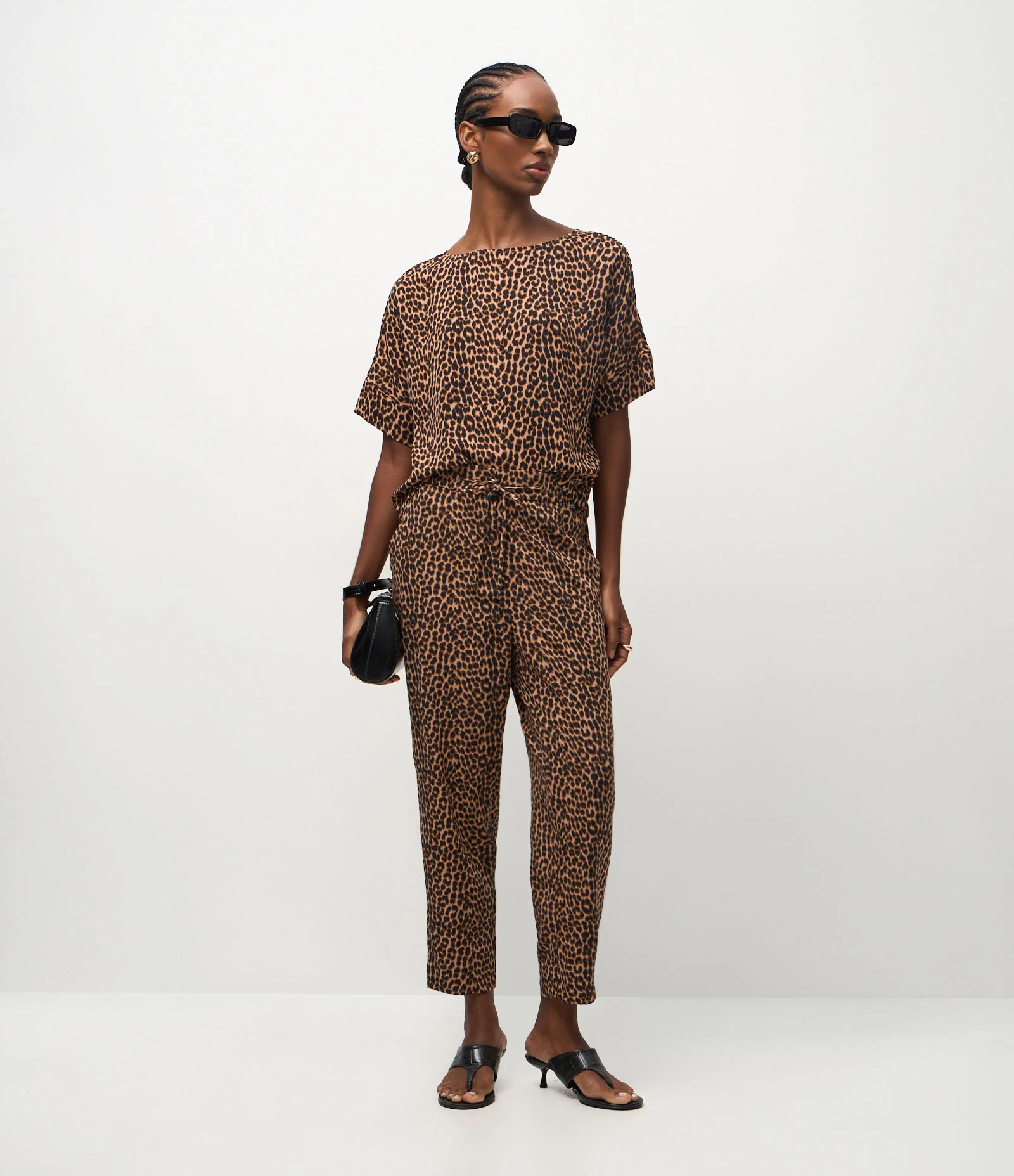 Blusa em Chiffon Animal Print Oncinha Preto 2