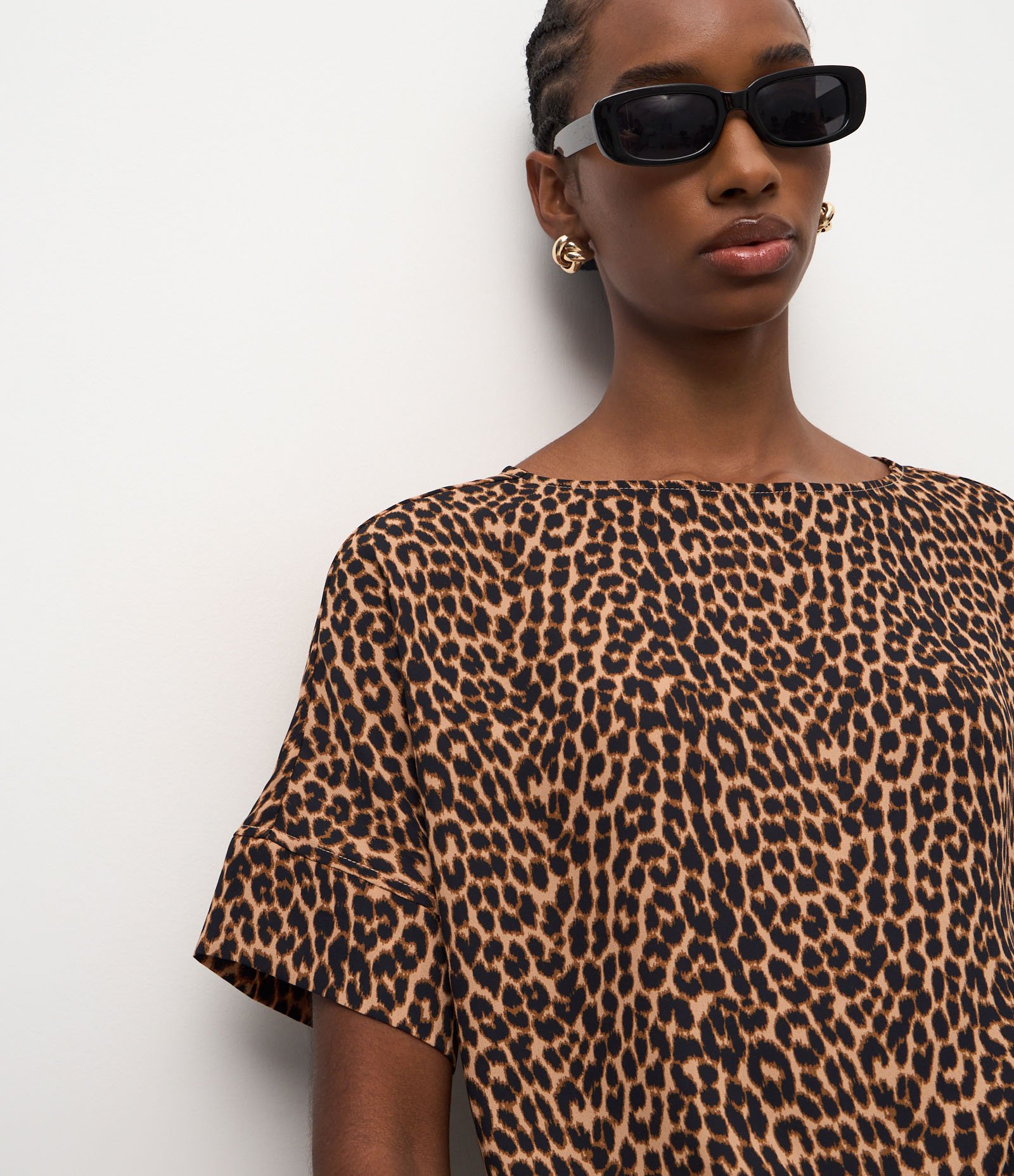 Blusa em Chiffon Animal Print Oncinha Preto 3