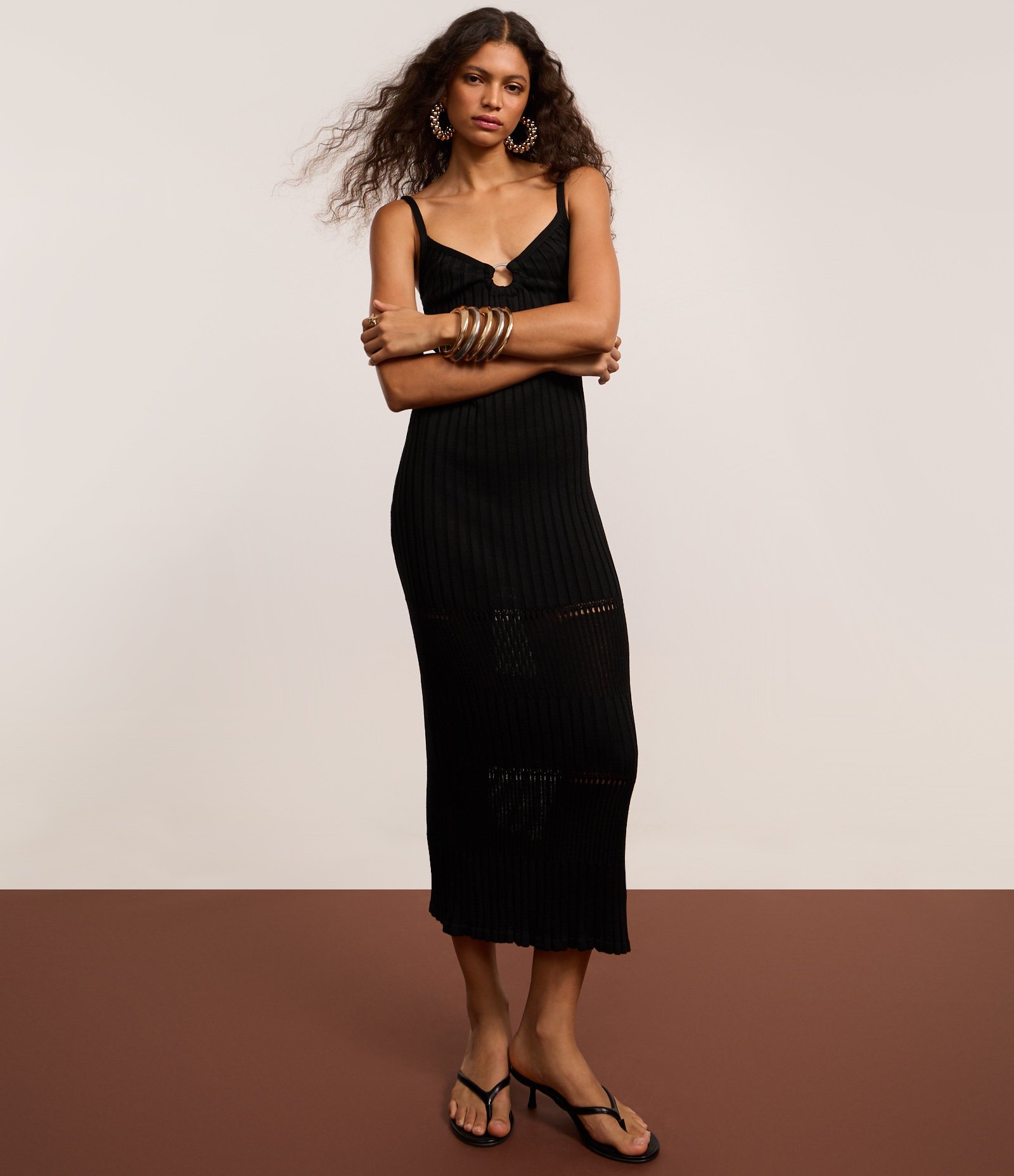 Vestido New Midi em Microfibra com Aviamento no Decote Preto 4