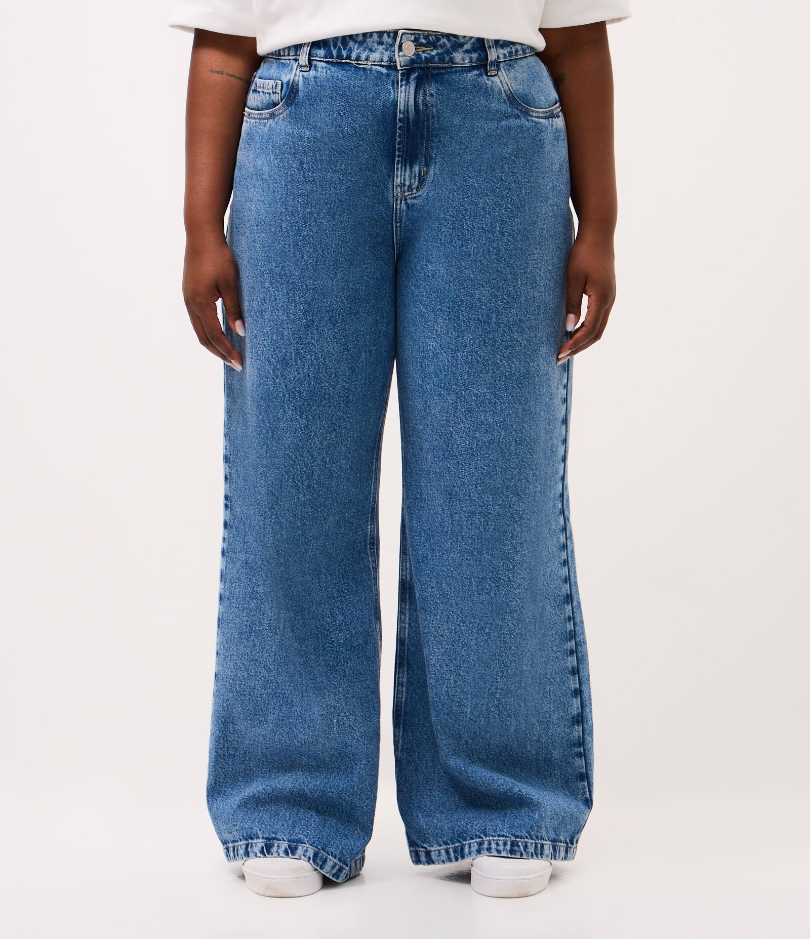 Calça Wide Leg Básica em Jeans Curve & Plus Size Azul 1