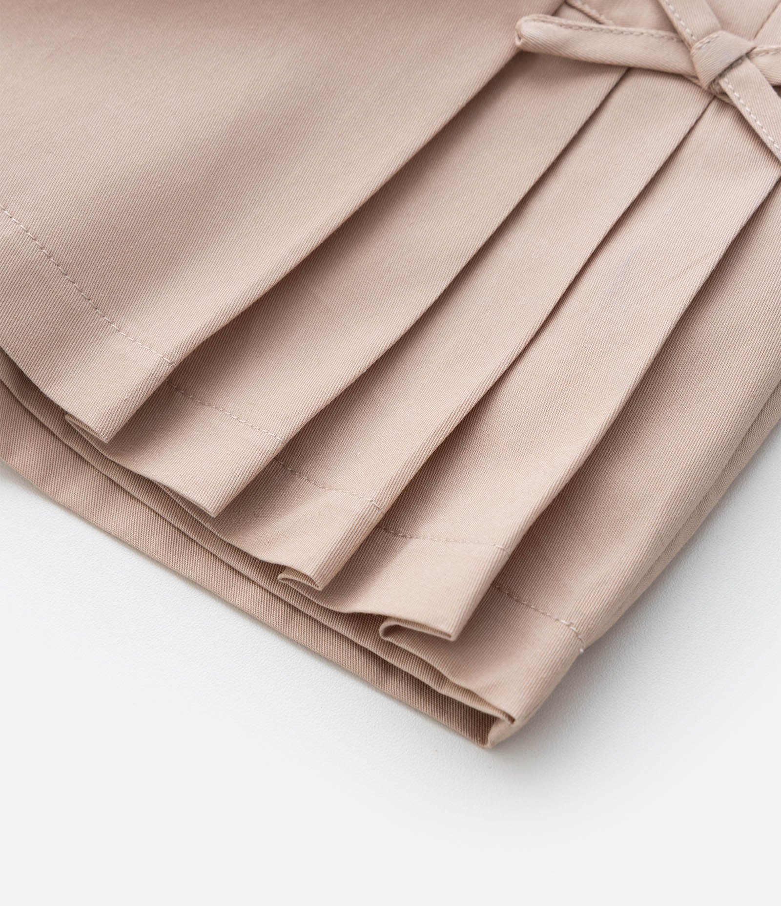 Short Saia Infantil em Algodão com Pregas e Laços – Tam 1 a 6 Anos Bege Claro 3