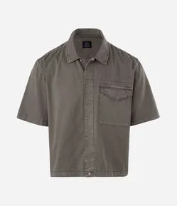 Camisa Overboxy em Sarja com Bolso Envelope Frontal
