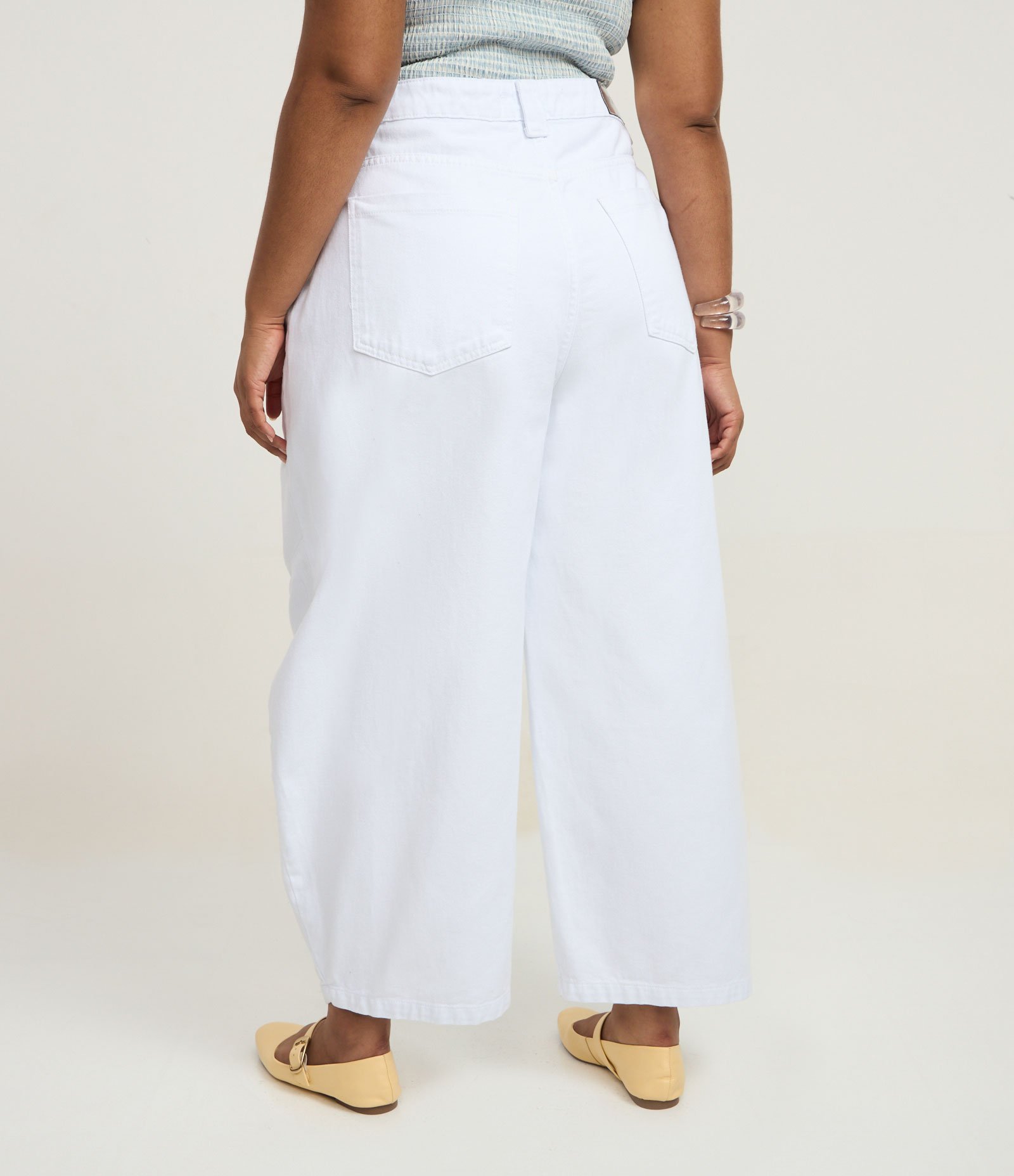 Calça Barrel em Sarja com Pences Curve & Plus Size Branco 5