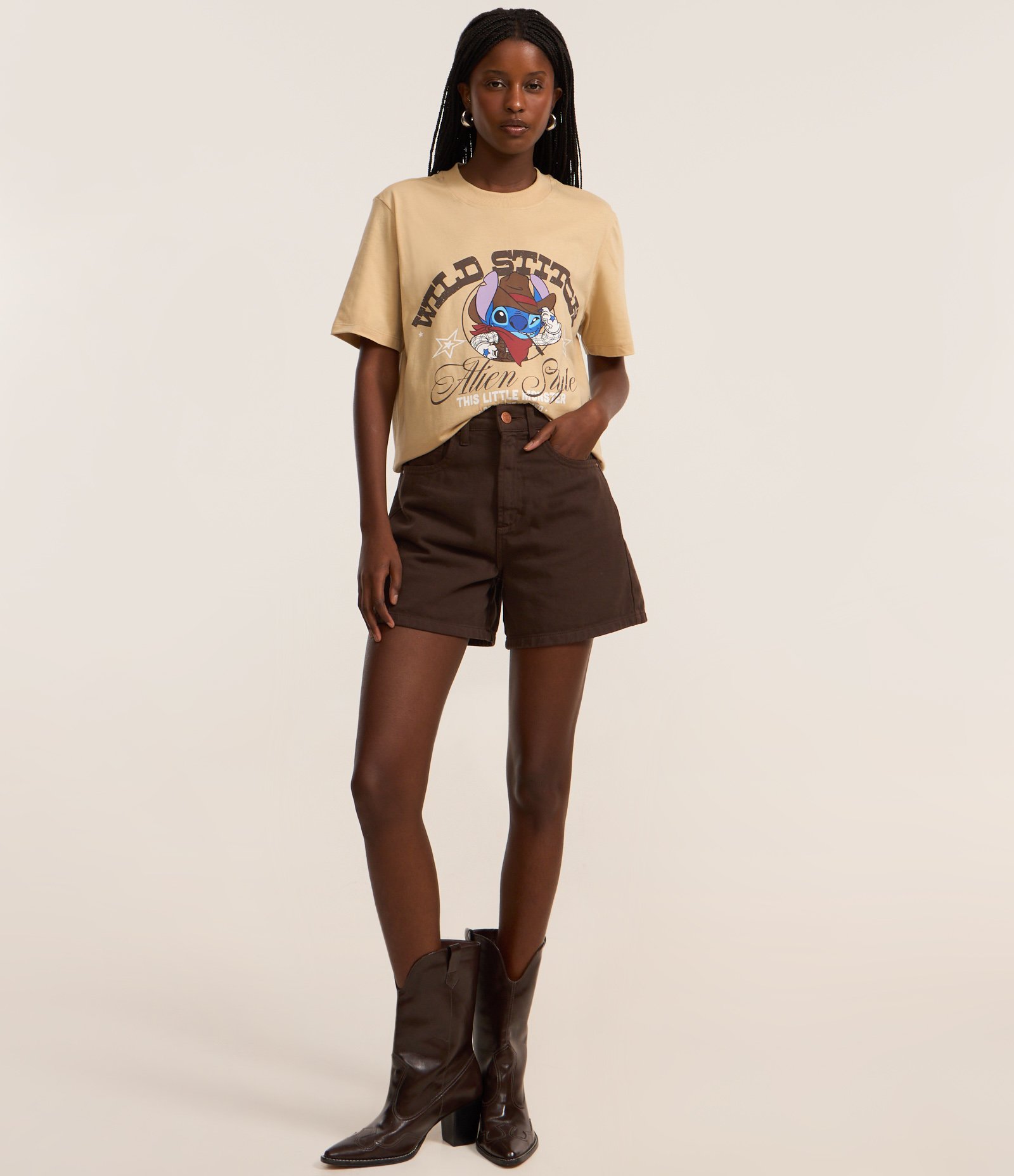 Camiseta T-Shirt em Algodão com Estampa Stitch Cowboy Bege 2