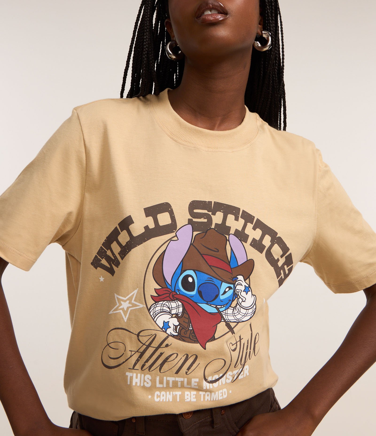 Camiseta T-Shirt em Algodão com Estampa Stitch Cowboy Bege 3
