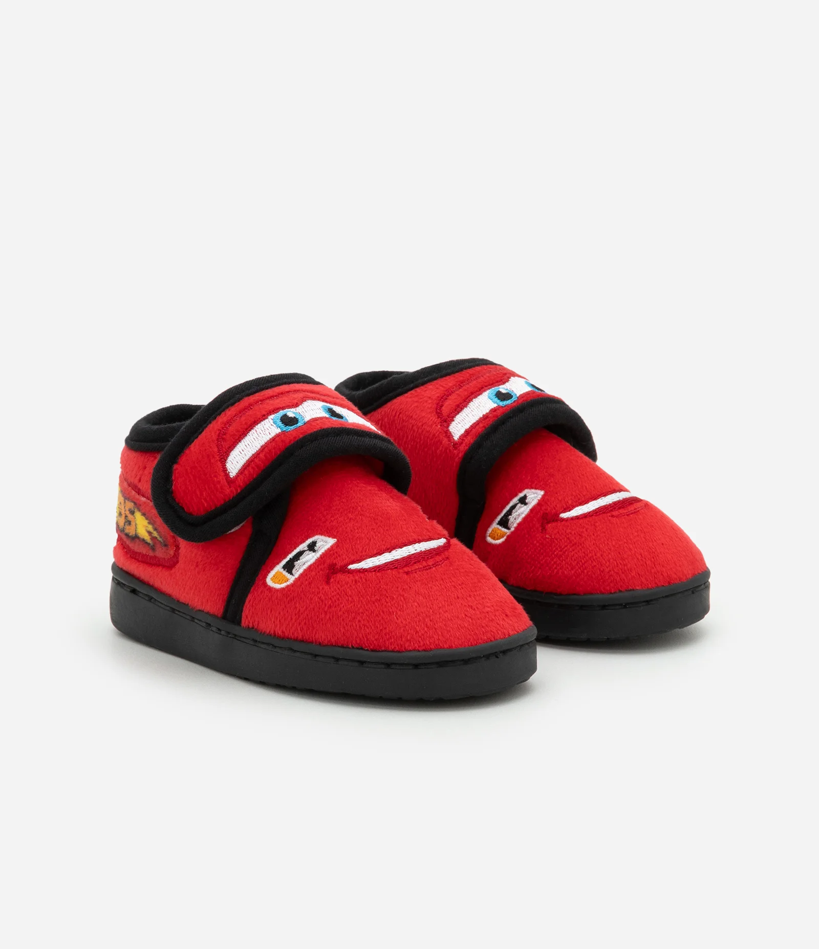 Pantufa Infantil Fechada em Fleece com Estampa Carros Relâmpago McQueen – Tam 19/20 a 27/28 Vermelho 1