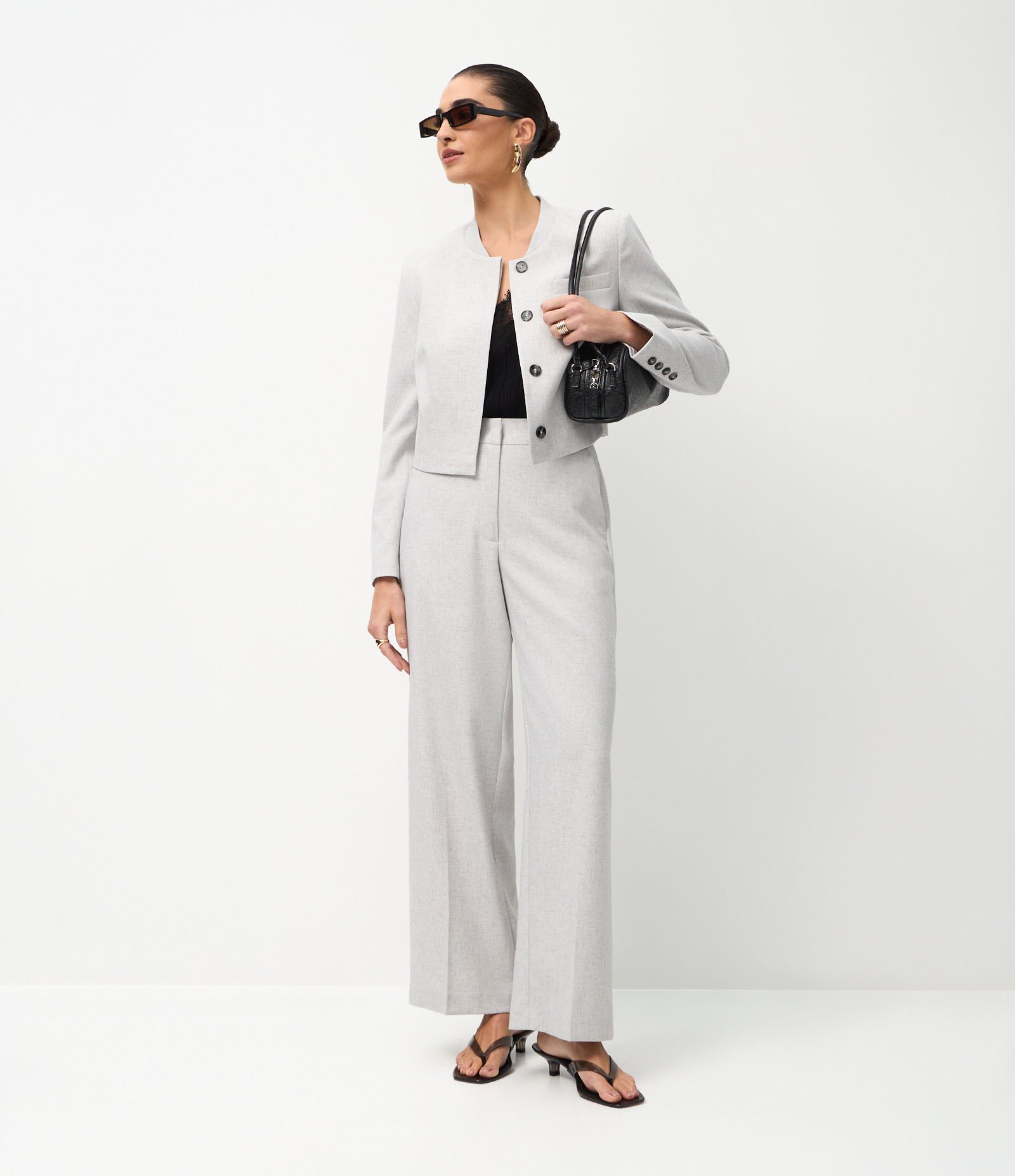 Casaqueto de Alfaiataria com Abotoamento no Punho Cinza 2