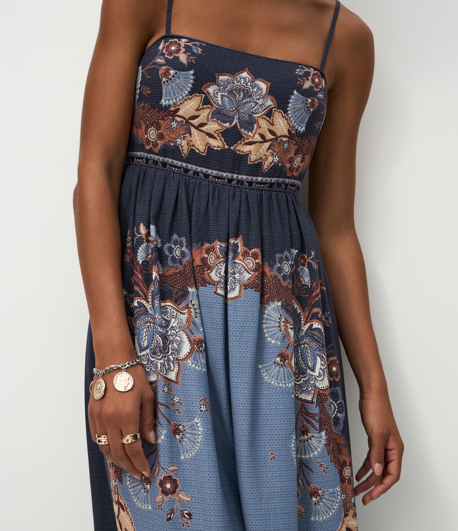 Vestido Midi em Viscolinho com Estampa Paisley Azul 4