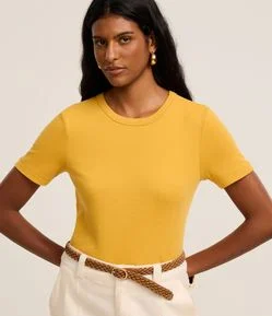 Blusa Básica Ajustada em Ribana com Gola Redonda