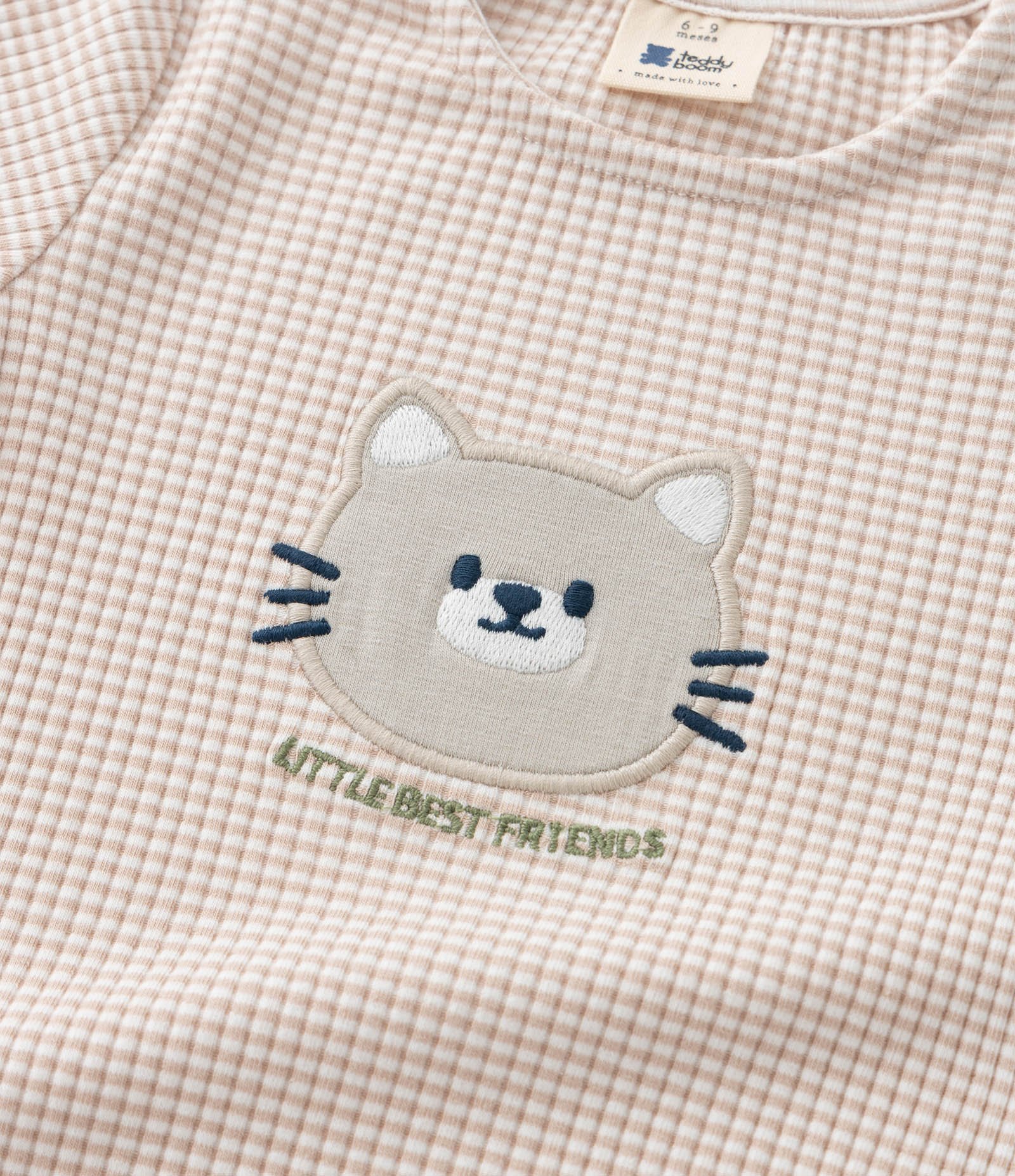 Macaquinho Infantil Canelado com Bordado de Gatinho – Tam 0 a 18 Meses Bege Claro 8